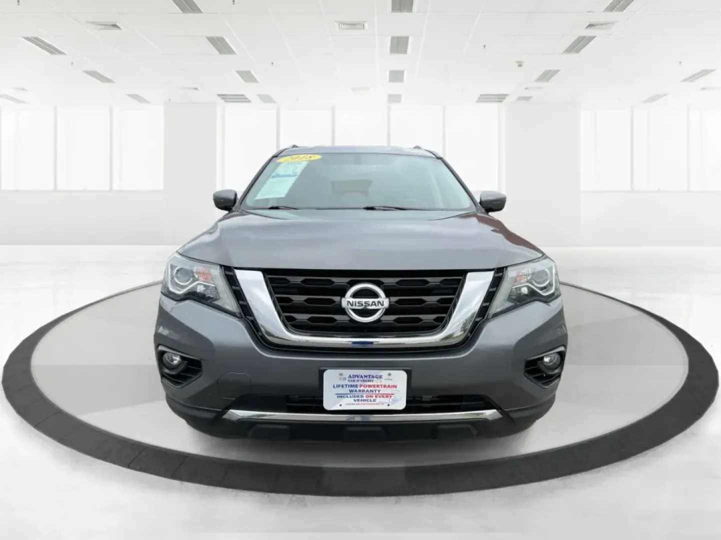 2018 Nissan Pathfinder SV (5N1DR2MM1JC) with an 3.5L V-6 gasoline direct injection engine, located at 4508 South Dixie Dr, Moraine, OH, 45439, (937) 908-9800, 39.689976, -84.218452 - Are you ready to elevate your family adventures or weekend getaways? Look no further than the 2018 Nissan Pathfinder SV, available now at Advantage Car and Credit in Vandalia, OH. Perfectly designed for growing families, this spacious SUV is not only a reliable daily driver but also an ideal compani - Photo#7