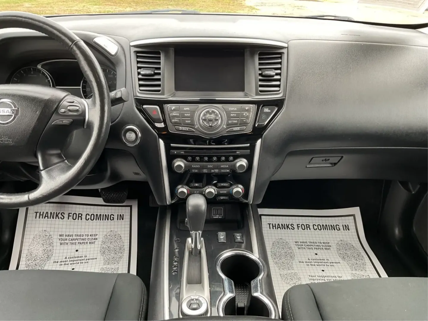 2018 Nissan Pathfinder SV (5N1DR2MM1JC) with an 3.5L V-6 gasoline direct injection engine, located at 4508 South Dixie Dr, Moraine, OH, 45439, (937) 908-9800, 39.689976, -84.218452 - Are you ready to elevate your family adventures or weekend getaways? Look no further than the 2018 Nissan Pathfinder SV, available now at Advantage Car and Credit in Vandalia, OH. Perfectly designed for growing families, this spacious SUV is not only a reliable daily driver but also an ideal compani - Photo#13