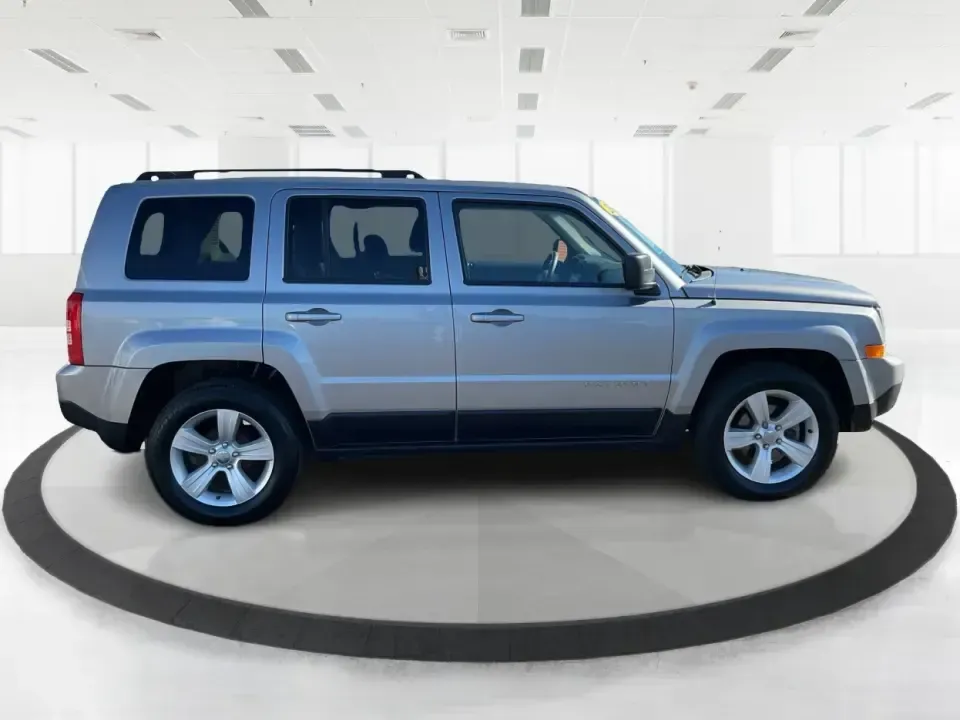 2016 Jeep Patriot Sport (1C4NJPBB6GD) with an 2.4L L4 DOHC 16V engine, Automatic transmission, located at 1951 S Dayton Lakeview Rd., New Carlisle, OH, 45344, (937) 908-9800, 39.890999, -84.050255 - **Adventure Awaits with the 2016 Jeep Patriot Sport! Perfect for Your Next Journey!**<br /> <br /> Are you ready to tackle family road trips, weekend getaways, or daily commutes with confidence? The 2016 Jeep Patriot Sport is the versatile SUV you've been searching for! This rugged vehicle combines - Photo#1