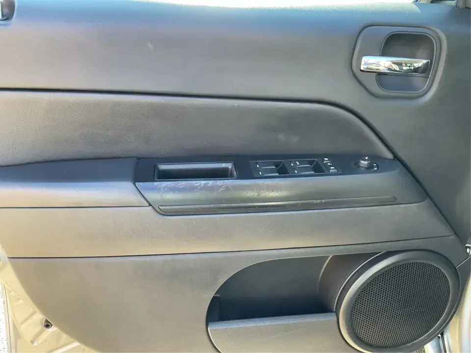 2016 Jeep Patriot Sport (1C4NJPBB6GD) with an 2.4L L4 DOHC 16V engine, Automatic transmission, located at 1951 S Dayton Lakeview Rd., New Carlisle, OH, 45344, (937) 908-9800, 39.890999, -84.050255 - **Adventure Awaits with the 2016 Jeep Patriot Sport! Perfect for Your Next Journey!**<br /> <br /> Are you ready to tackle family road trips, weekend getaways, or daily commutes with confidence? The 2016 Jeep Patriot Sport is the versatile SUV you've been searching for! This rugged vehicle combines - Photo#17