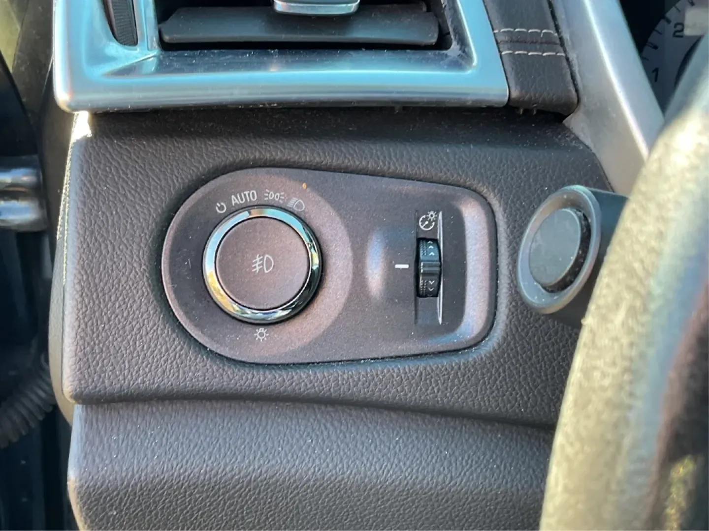 2012 Cadillac SRX Standard (3GYFNGE39CS) with an 3.6L V-6 gasoline direct injection engine, located at 1184 Kauffman Ave, Fairborn, OH, 45324, (937) 908-9800, 39.807072, -84.030914 - **Adventure Awaits with the 2012 Cadillac SRX Your Next Family SUV!**<br /> <br /> Are you on the hunt for a versatile vehicle that can handle your family's busy lifestyle and weekend adventures? Look no further than this stunning 2012 Cadillac SRX, available now at Advantage Car and Credit in Fair - Photo#17