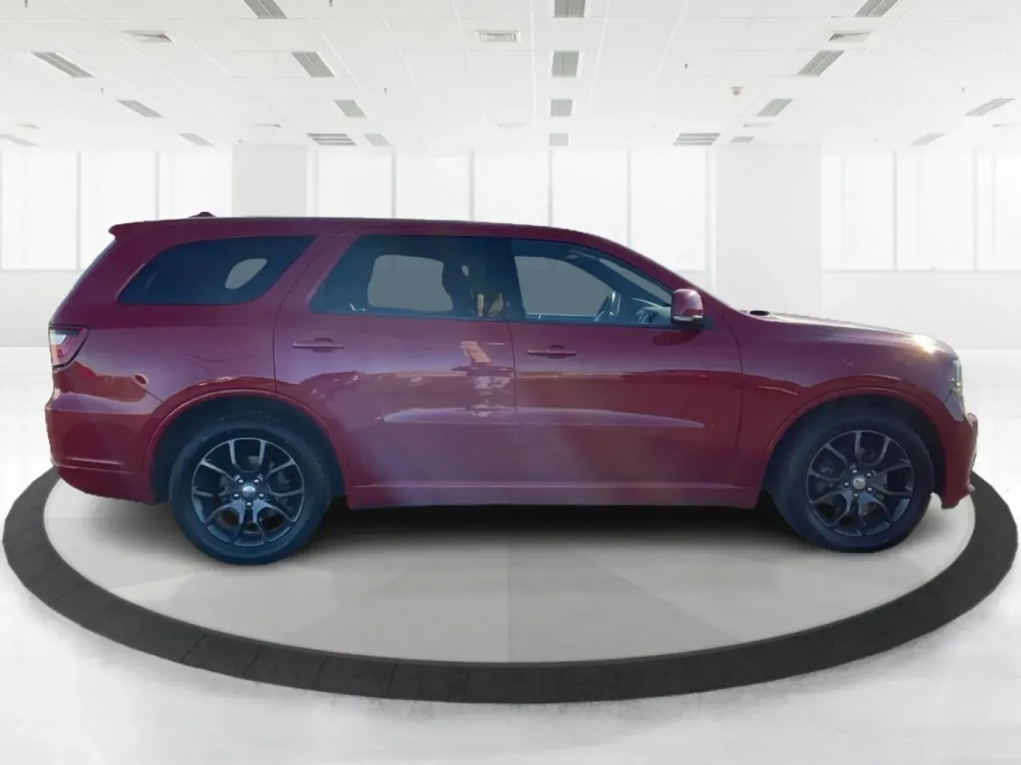 2015 Dodge Durango R/T (1C4SDJCT8FC) with an HEMI 5.7L V-8 variable valve control engine, located at 1230 East Main St, Xenia, OH, 45385, (937) 908-9800, 39.688026, -83.910172 - **Unleash Your Adventurous Spirit with the 2015 Dodge Durango R/T at Advantage Car and Credit - Troy!**<br /> <br /> Are you ready to elevate your family outings or weekend adventures? The 2015 Dodge Durango R/T is the perfect vehicle for those who demand style, performance, and versatility. Whether - Photo#1