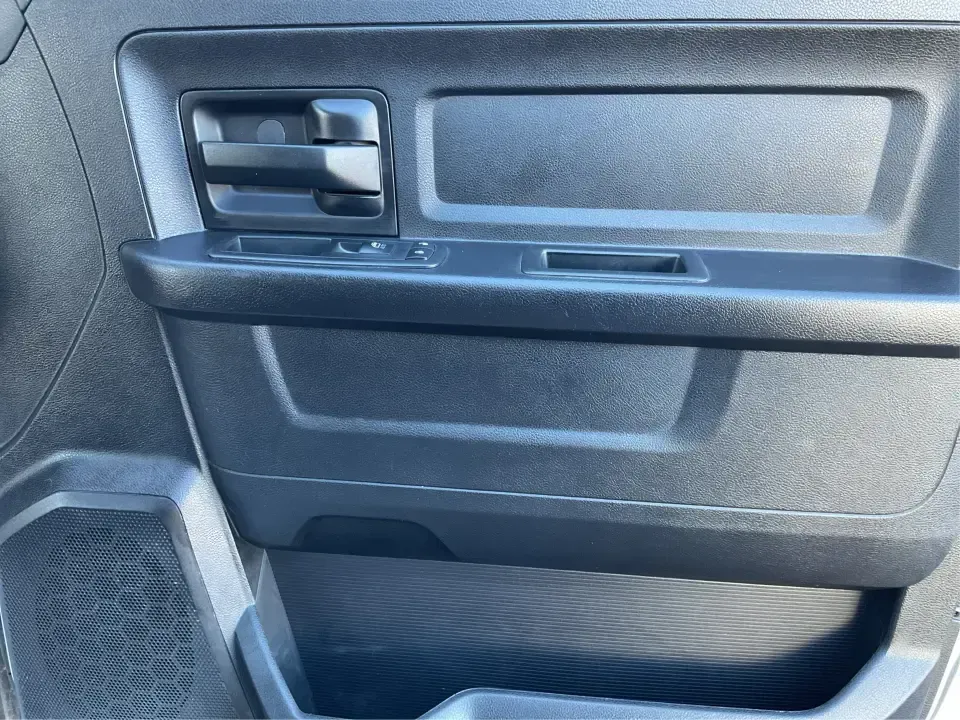 2016 Ram 1500 Tradesman (1C6RR7FT3GS) with an 5.7L V8 OHV 16V engine, 6A transmission, located at 4508 South Dixie Dr, Moraine, OH, 45439, (937) 908-9800, 39.689976, -84.218452 - Looking for a reliable vehicle that seamlessly fits into your active lifestyle? Look no further than this robust 2016 Ram 1500 Tradesman, available now at Advantage Car and Credit in Moraine, OH. This quad cab truck is not just a vehicle; it's a gateway to adventure, perfect for weekend getaways, tr - Photo#18