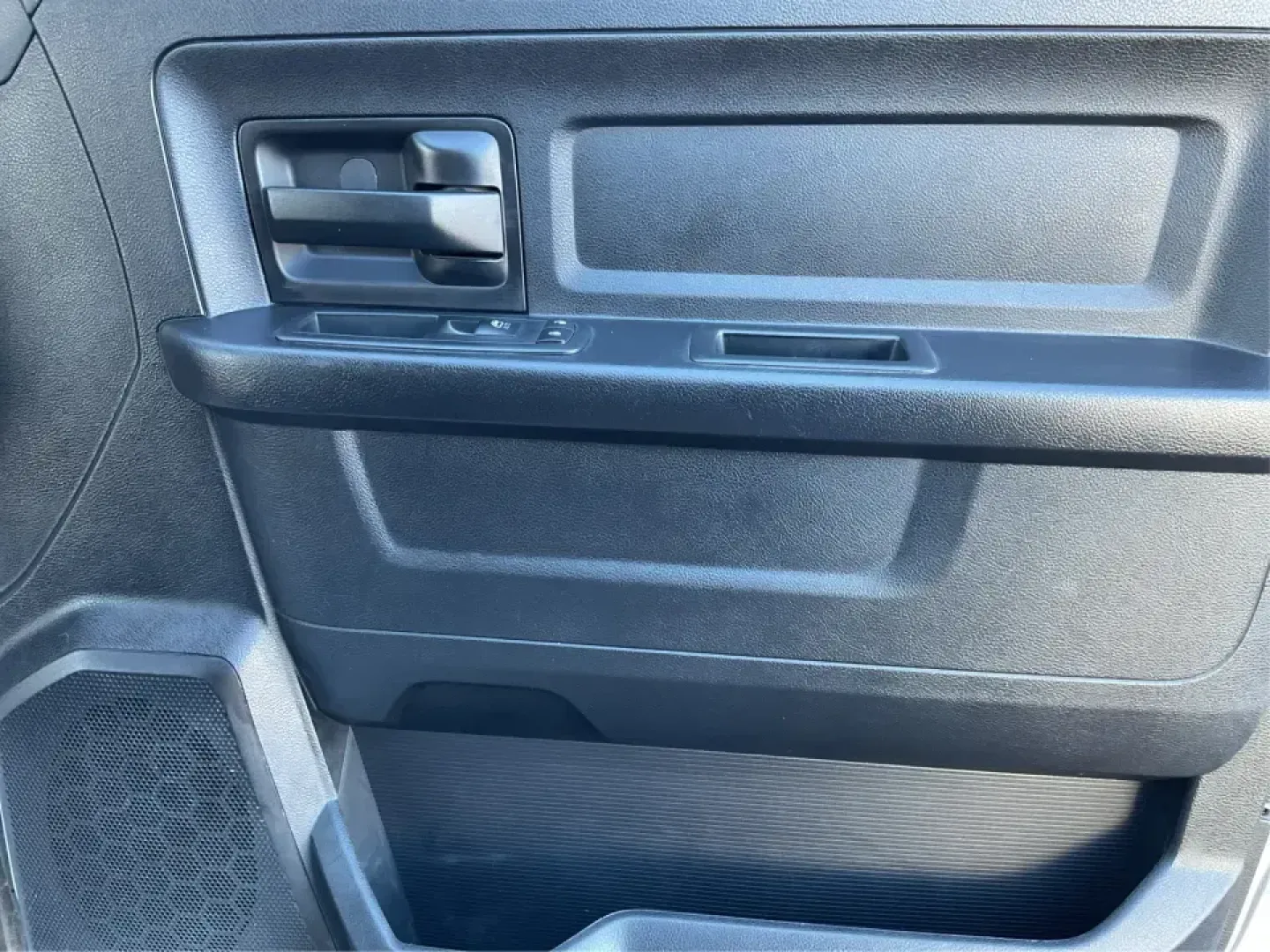 2016 Ram 1500 Tradesman (1C6RR7FT3GS) with an 5.7L V8 OHV 16V engine, 6A transmission, located at 401 Woodman Dr, Riverside, OH, 45431, (937) 908-9800, 39.760899, -84.123421 - Looking for a reliable vehicle that seamlessly fits into your active lifestyle? Look no further than this robust 2016 Ram 1500 Tradesman, available now at Advantage Car and Credit in Moraine, OH. This quad cab truck is not just a vehicle; it's a gateway to adventure, perfect for weekend getaways, tr - Photo#18