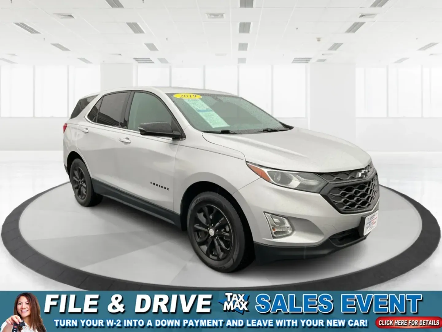 2019 Chevrolet Equinox LT (3GNAXKEV6KS) with an 1.5L I-4 gasoline direct injection engine, located at 401 Woodman Dr, Riverside, OH, 45431, (937) 908-9800, 39.760899, -84.123421 - **Unleash the Adventure with This 2019 Chevrolet Equinox LT: Your Perfect SUV Awaits!**<br /> <br /> If you're searching for a versatile SUV that can effortlessly transition from busy weekdays to weekend getaways, look no further than this stunning 2019 Chevrolet Equinox LT, available now at Advanta - Photo#0