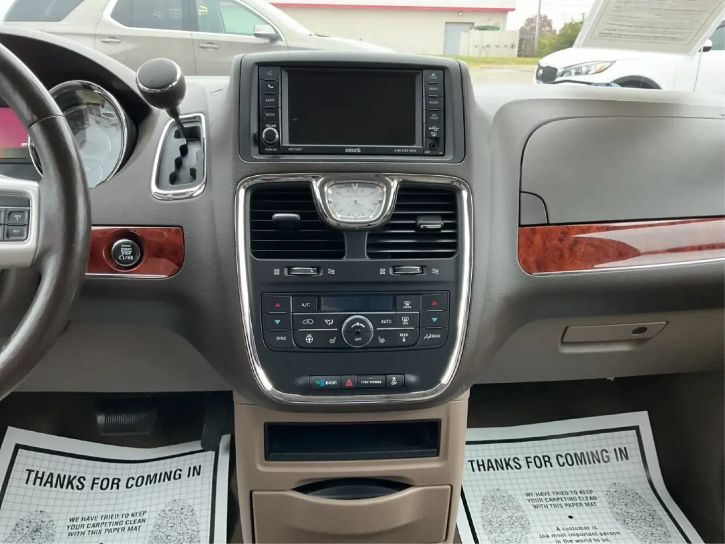 2016 Chrysler Town and Country Touring (2C4RC1BG8GR) with an Pentastar 3.6L V-6 DOHC engine, located at 880 E. National Road, Vandalia, OH, 45377, (937) 908-9800, 39.891918, -84.183594 - **Find Your Family Adventure with This 2016 Chrysler Town and Country at Advantage Car and Credit - Vandalia!**<br /> <br /> Imagine packing up your family and hitting the open road in a reliable, spacious van that caters to all your travel needs. The 2016 Chrysler Town and Country is your ticke - Photo#12