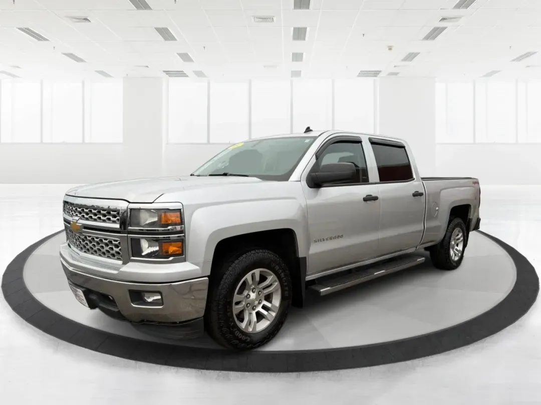 2014 Chevrolet Silverado 1500 1LT (3GCUKREC1EG) with an 5.3L V8 OHV 16V engine, 6-Speed Automatic transmission, located at 401 Woodman Dr, Riverside, OH, 45431, (937) 908-9800, 39.760899, -84.123421 - **Elevate Your Lifestyle with the 2014 Chevrolet Silverado 1500** <br /> <br /> Unleash the power of adventure with the 2014 Chevrolet Silverado 1500, the perfect companion for weekend road trips, family outings, or tackling tough jobs around Troy, OH. This rugged yet refined truck blends capabilit - Photo#8
