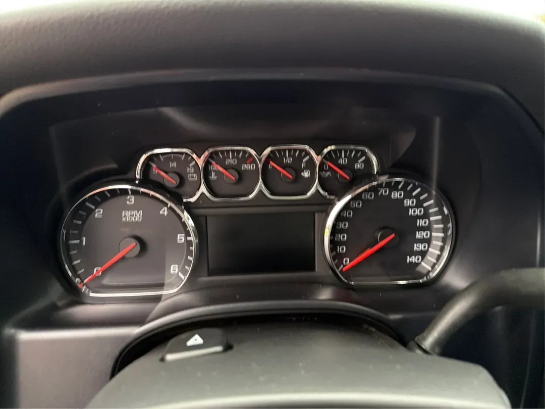 2014 Chevrolet Silverado 1500 1LT (3GCUKREC1EG) with an 5.3L V8 OHV 16V engine, 6-Speed Automatic transmission, located at 401 Woodman Dr, Riverside, OH, 45431, (937) 908-9800, 39.760899, -84.123421 - **Elevate Your Lifestyle with the 2014 Chevrolet Silverado 1500** <br /> <br /> Unleash the power of adventure with the 2014 Chevrolet Silverado 1500, the perfect companion for weekend road trips, family outings, or tackling tough jobs around Troy, OH. This rugged yet refined truck blends capabilit - Photo#14