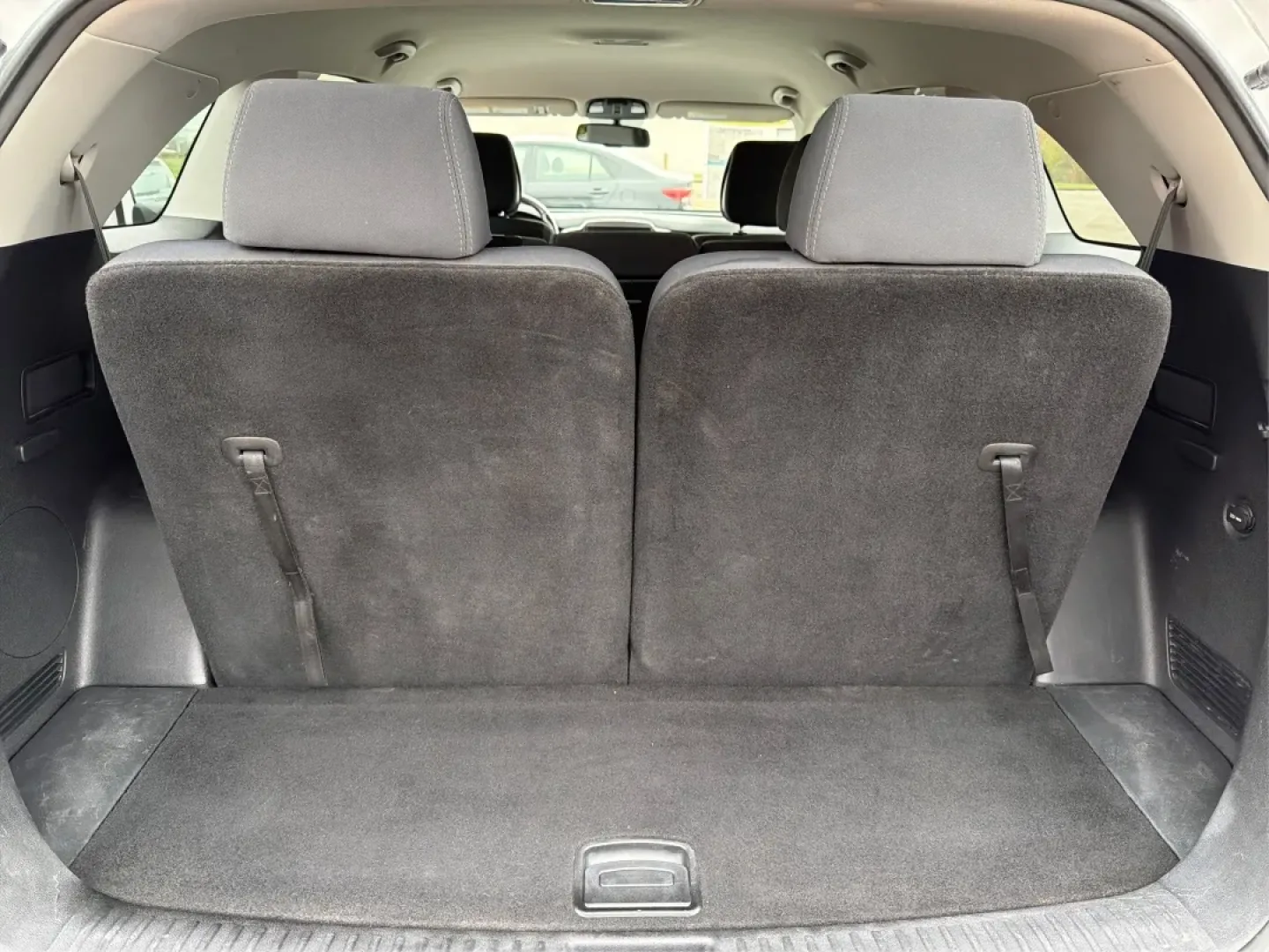 2016 Kia Sorento 2.4L LX (5XYPGDA36GG) with an 2.4L I-4 gasoline direct injection engine, located at 1951 S Dayton Lakeview Rd., New Carlisle, OH, 45344, (937) 908-9800, 39.890999, -84.050255 - **Experience Adventure with the 2016 Kia Sorento Your Perfect Family SUV!**<br /> <br /> Are you ready to elevate your family's adventures with a vehicle that's as versatile as your lifestyle? Look no further than the 2016 Kia Sorento, available now at Advantage Car and Credit in New Carlisle, OH. - Photo#12