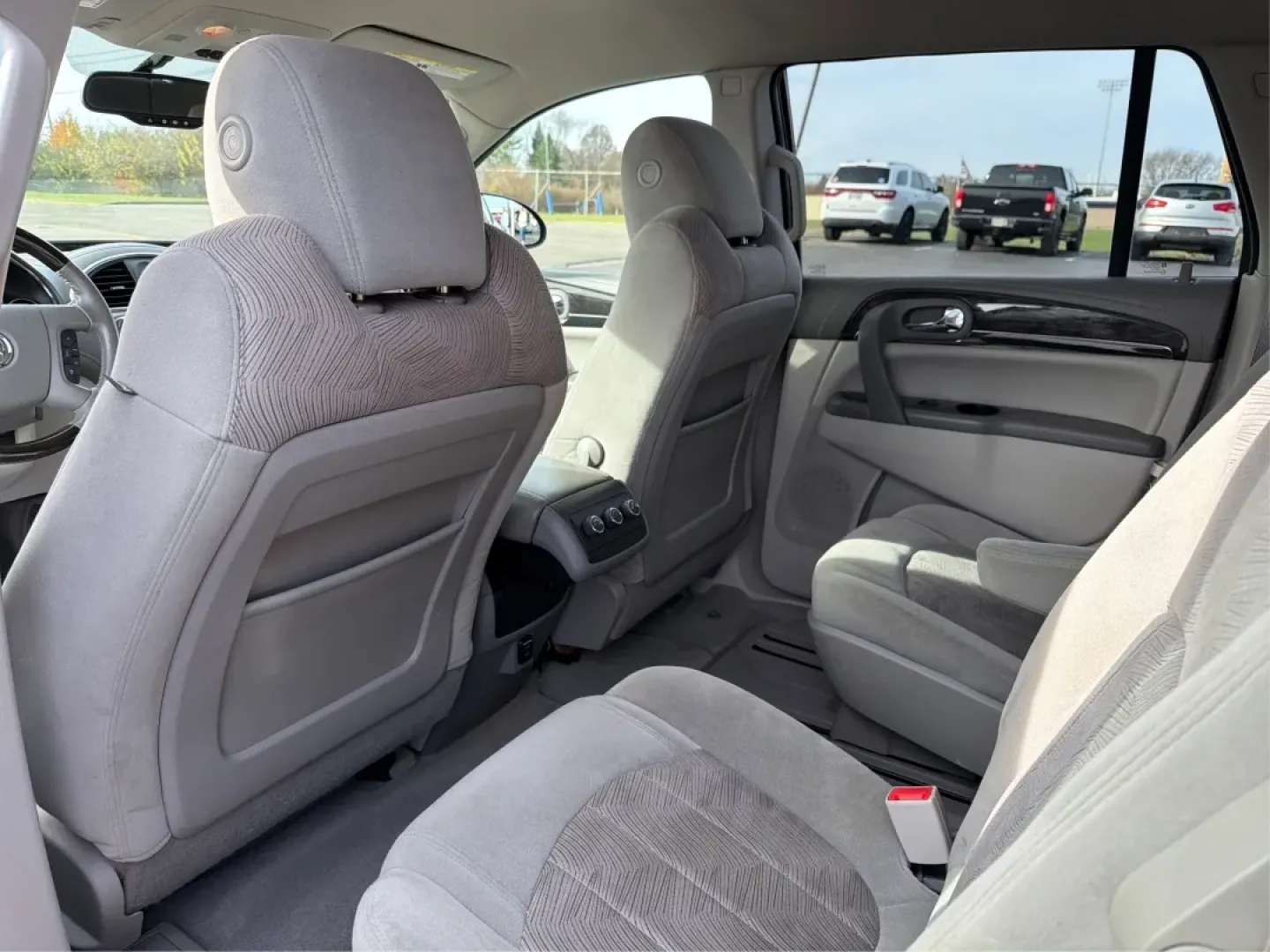 2015 Buick Enclave Convenience (5GAKRAKD9FJ) with an 3.6L V-6 gasoline direct injection engine, located at 8750 N County Rd 25A, Piqua, OH, 45356, (937) 908-9800, 40.164391, -84.232513 - Discover the perfect blend of comfort, space, and reliability with the 2015 Buick Enclave, an ideal choice for growing families and adventure seekers alike. This versatile SUV not only accommodates your family's needs but also elevates your everyday driving experience. Priced competitively and offer - Photo#10