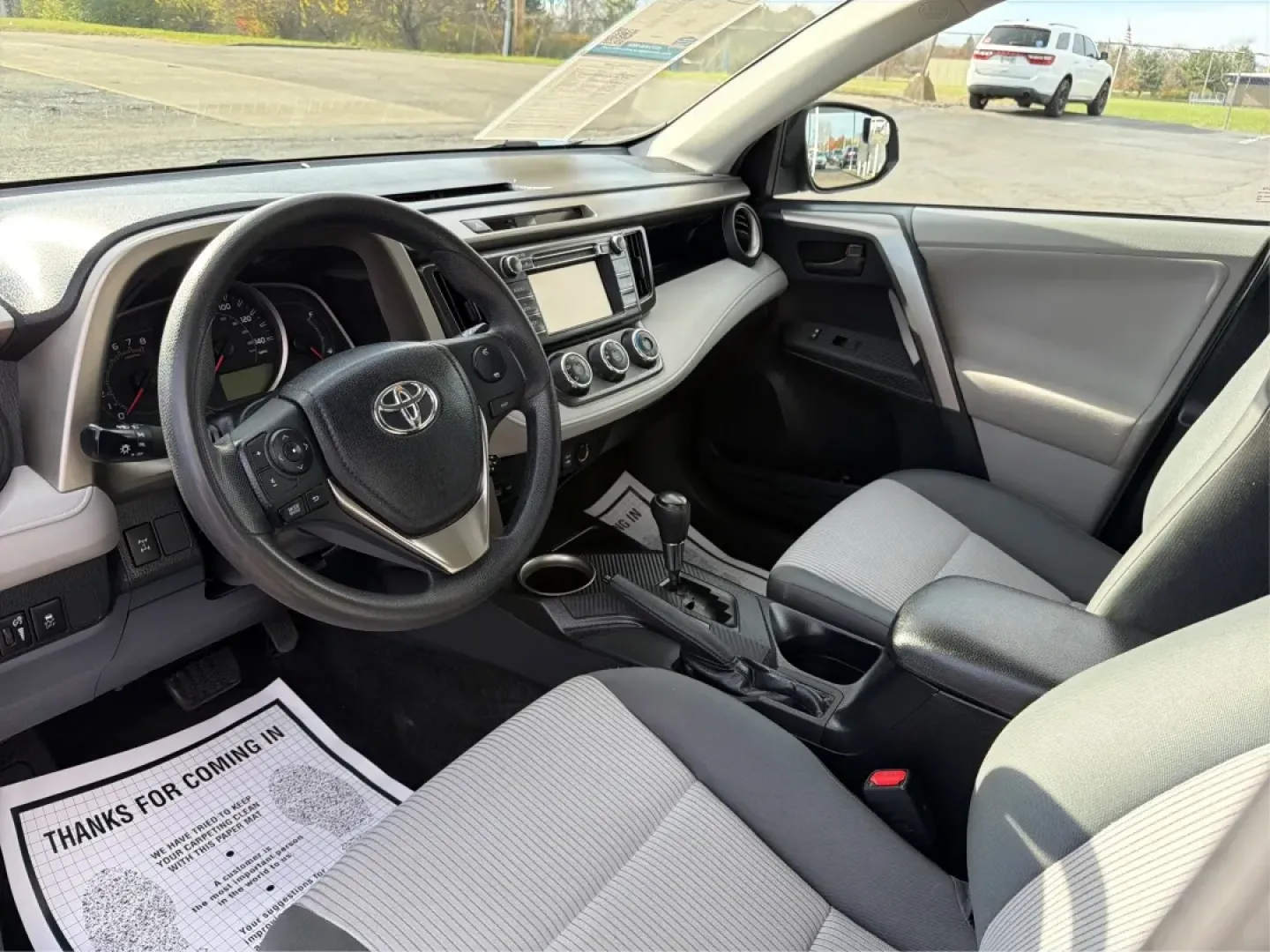 2013 Toyota RAV4 LE (2T3BFREV1DW) with an 2.5L I-4 DOHC engine, located at 401 Woodman Dr, Riverside, OH, 45431, (937) 908-9800, 39.760899, -84.123421 - Are you ready to elevate your daily commute or embark on your next weekend adventure? Look no further than this impressive 2013 Toyota RAV4 LE, available now at Advantage Car and Credit - Riverside. This versatile SUV is perfect for budget-conscious buyers seeking a reliable vehicle that accommodate - Photo#9