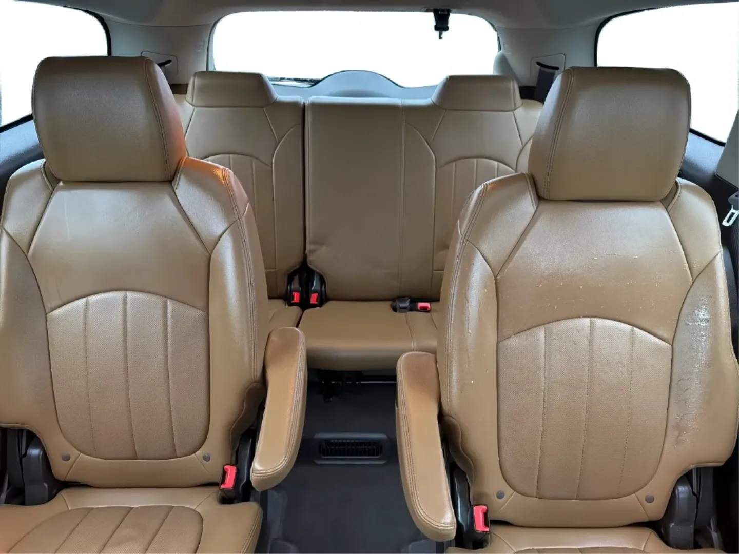 2017 Buick Enclave Leather (5GAKVBKD7HJ) with an 3.6L V-6 gasoline direct injection engine, located at 1099 N County Rd 25A, Troy, OH, 45373, (937) 908-9800, 40.057079, -84.212883 - **Discover Adventure with the 2017 Buick Enclave Perfect for Your Growing Family!**<br /> <br /> Are you a family on the go, looking for a reliable vehicle that can seamlessly handle your busy lifestyle? Look no further than the stunning 2017 Buick Enclave, now available at Advantage Car and Credit - Photo#14