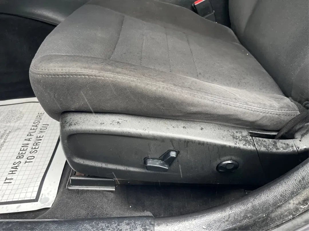 2014 Dodge Charger SXT (2C3CDXJG6EH) with an 3.6L V-6 DOHC engine, located at 1099 N County Rd 25A, Troy, OH, 45373, (937) 908-9800, 40.057079, -84.212883 - **Unleash Your Inner Adventurer with this 2014 Dodge Charger SXT!**<br /> <br /> Are you ready to transform your daily commute into an exhilarating experience? Look no further than this 2014 Dodge Charger SXT, available now at Advantage Car and Credit Piqua! Perfect for those who crave a blend of s - Photo#18