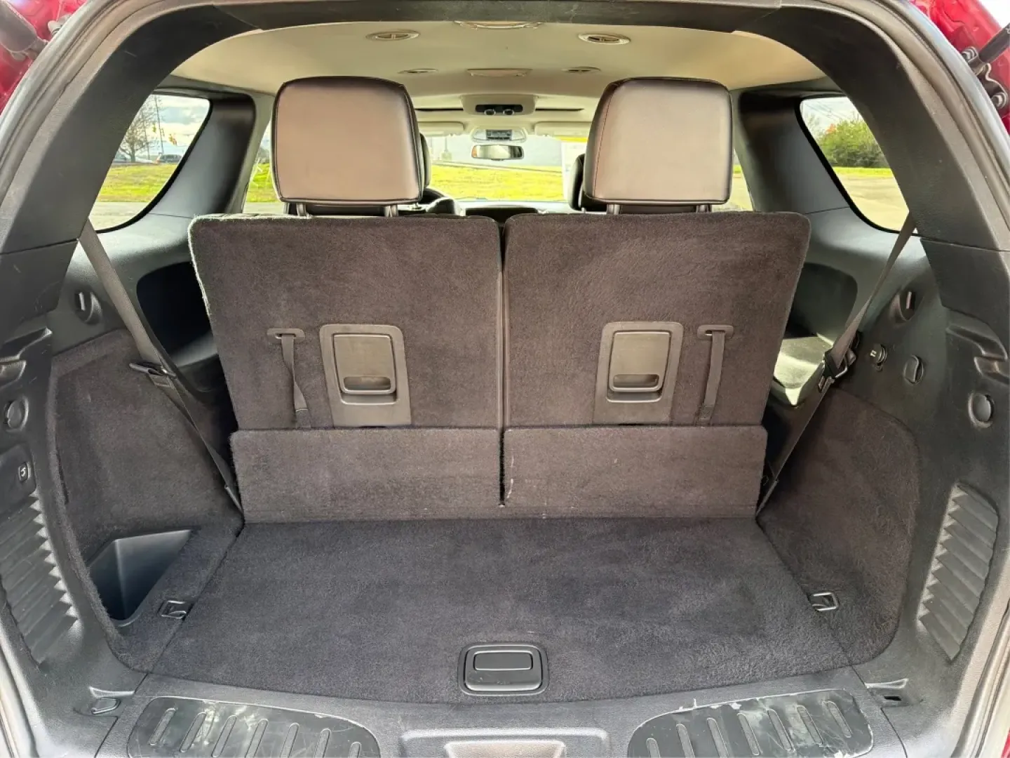 2013 Dodge Durango Crew (1C4RDJDG4DC) with an Other engine, located at 8750 N County Rd 25A, Piqua, OH, 45356, (937) 908-9800, 40.164391, -84.232513 - Are you ready to elevate your family adventures or tackle your daily commute with unparalleled ease? Look no further than this stunning 2013 Dodge Durango Crew, now available at Advantage Car and Credit in New Carlisle, OH. Perfect for growing families and those who love weekend getaways, this SUV n - Photo#12