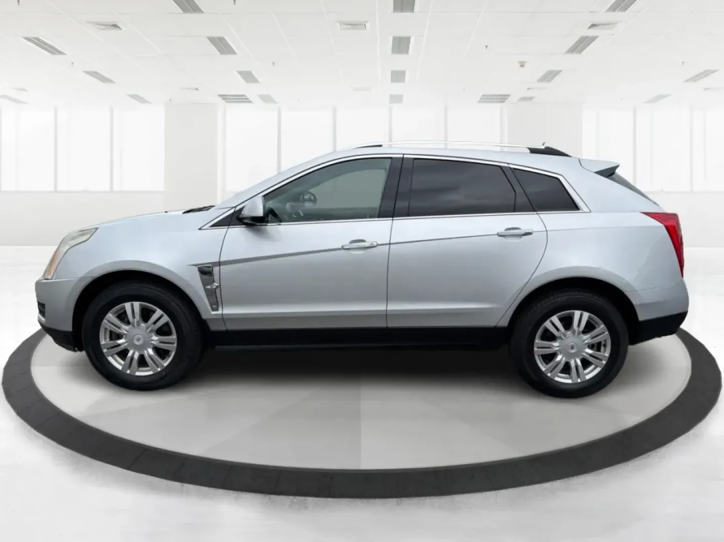 2012 Cadillac SRX Luxury Collection (3GYFNDE35CS) with an 3.6L V-6 gasoline direct injection engine, located at 401 Woodman Dr, Riverside, OH, 45431, (937) 908-9800, 39.760899, -84.123421 - Experience the perfect blend of luxury and practicality with this stunning 2012 Cadillac SRX Luxury Collection, available now at Advantage Car and Credit in Riverside, OH. Whether you're a growing family in need of space, a commuter looking for comfort, or someone who enjoys weekend adventures, this - Photo#5