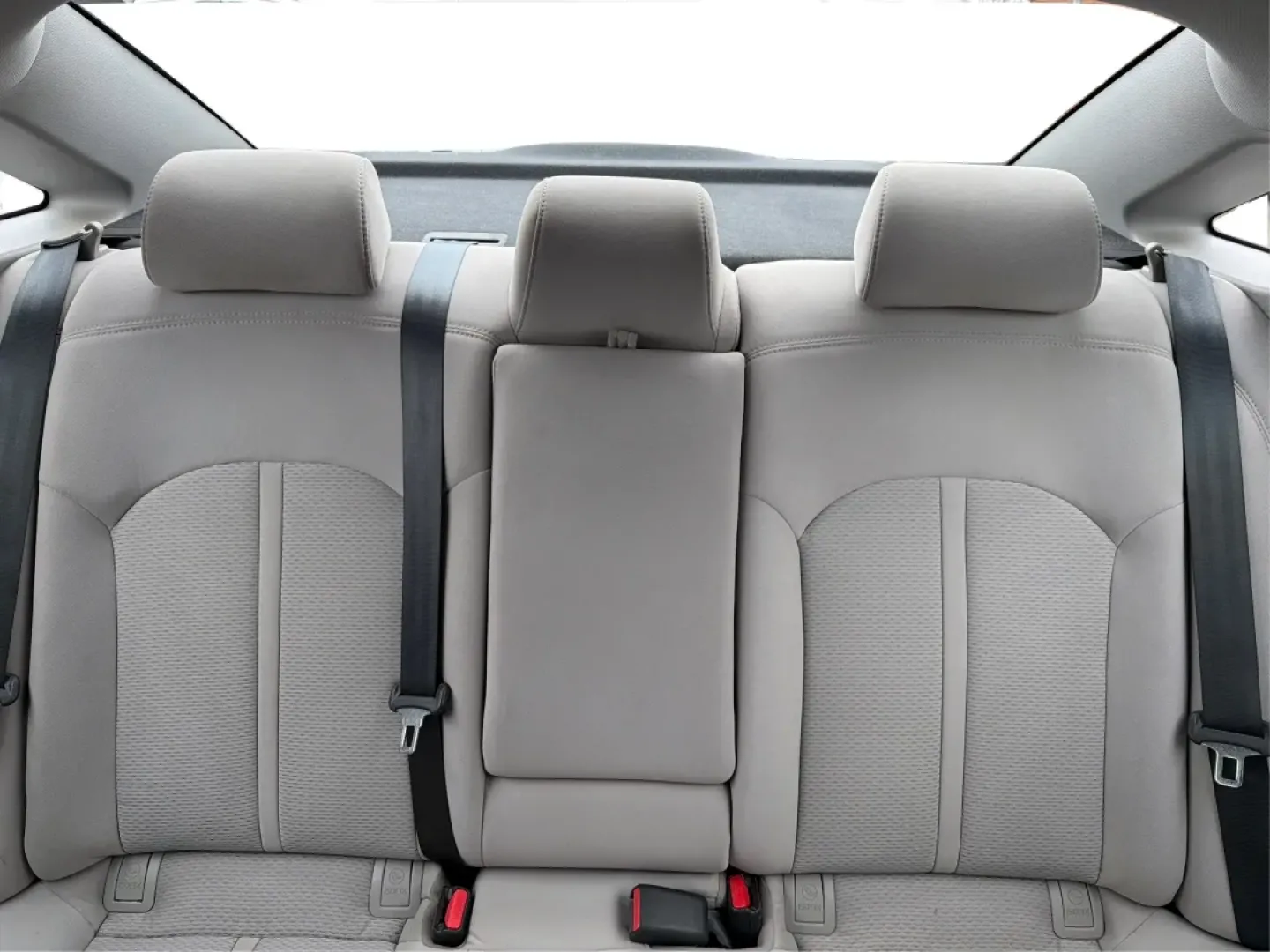 2017 Hyundai Sonata SE (5NPE24AF6HH) with an 2.4L I-4 gasoline direct injection engine, located at 8750 N County Rd 25A, Piqua, OH, 45356, (937) 908-9800, 40.164391, -84.232513 - Experience the open road like never before with the 2017 Hyundai Sonata SE, a perfect sedan for those who value style, comfort, and reliability. Whether you're commuting to work in Piqua, planning weekend getaways, or driving your family to soccer practice, this versatile vehicle is designed to meet - Photo#14