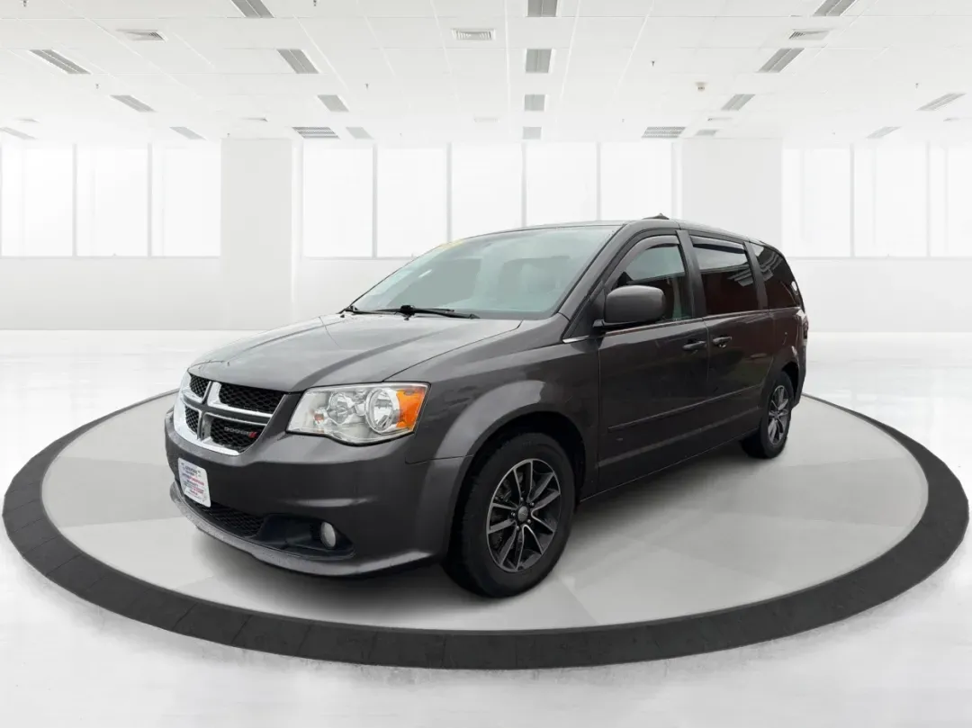 2017 Dodge Grand Caravan SXT (2C4RDGCG4HR) with an Pentastar 3.6L V-6 DOHC engine, located at 8750 N County Rd 25A, Piqua, OH, 45356, (937) 908-9800, 40.164391, -84.232513 - **Drive Your Family Adventures with the 2017 Dodge Grand Caravan from Advantage Car and Credit - Piqua!**<br /> <br /> Are you ready to elevate your family outings, school runs, or weekend getaways? The 2017 Dodge Grand Caravan SXT is the perfect companion for your lifestyle. With ample space for pa - Photo#8