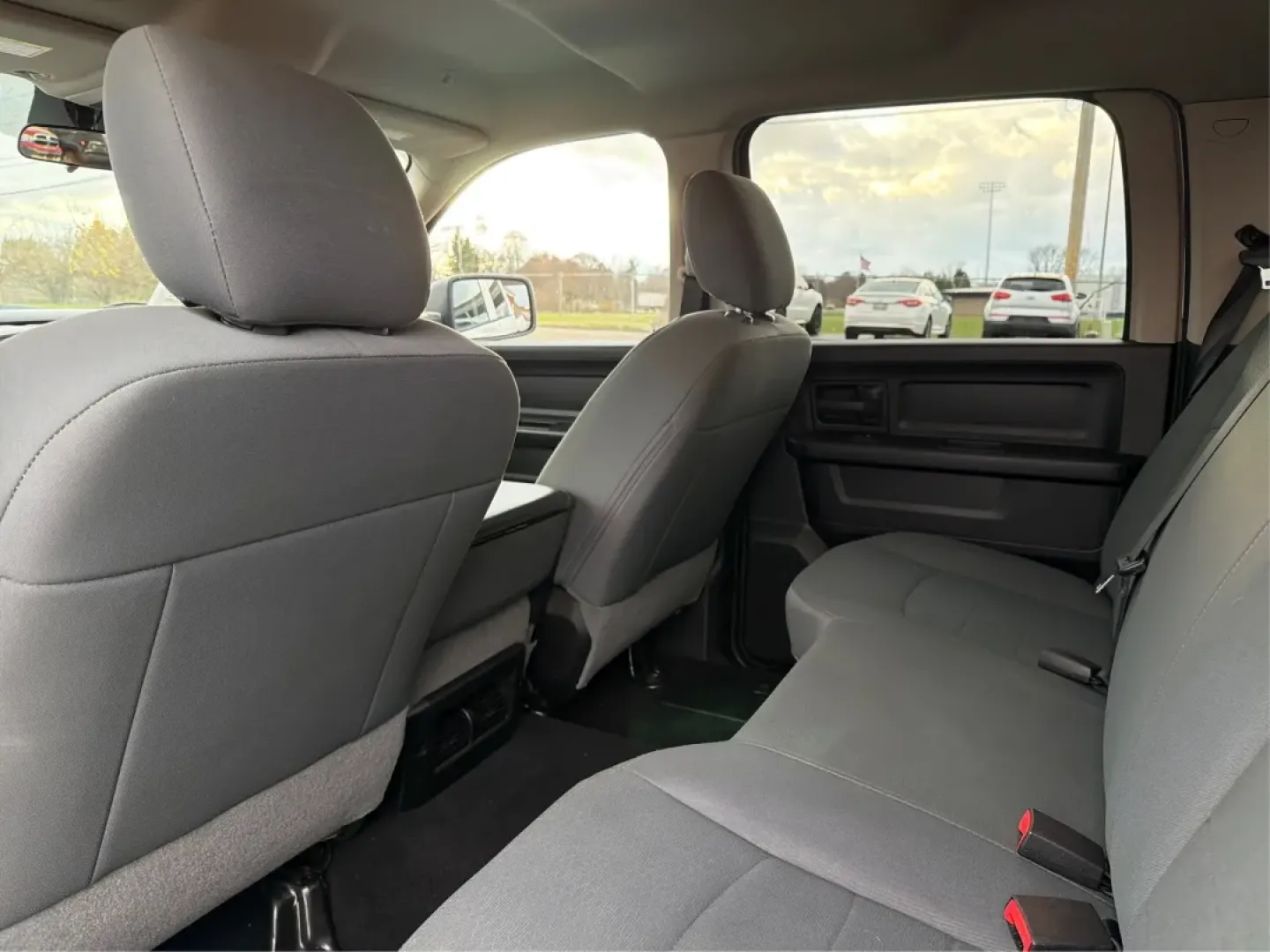 2018 Ram 1500 Express Crew Cab 4x4 5'7 Box (1C6RR7KG7JS) with an Other engine, located at 1230 East Main St, Xenia, OH, 45385, (937) 908-9800, 39.688026, -83.910172 - **Unleash Your Adventurous Side with the 2018 Ram 1500 Express Crew Cab 4x4!** <br /> <br /> If you're a weekend warrior or need a reliable truck for your daily commute, the 2018 Ram 1500 Express Crew Cab is ready to take on any challenge you throw its way. Perfect for outdoor enthusiasts and growin - Photo#10