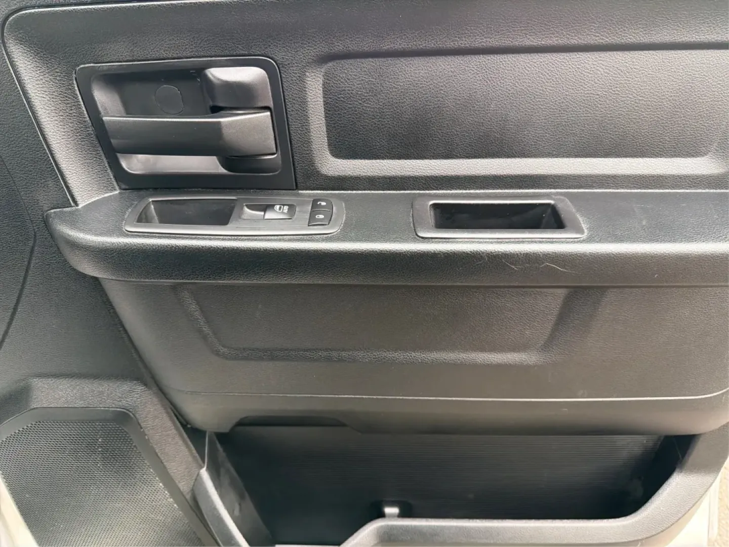 2018 Ram 1500 Express Crew Cab 4x4 5'7 Box (1C6RR7KG7JS) with an Other engine, located at 1230 East Main St, Xenia, OH, 45385, (937) 908-9800, 39.688026, -83.910172 - **Unleash Your Adventurous Side with the 2018 Ram 1500 Express Crew Cab 4x4!** <br /> <br /> If you're a weekend warrior or need a reliable truck for your daily commute, the 2018 Ram 1500 Express Crew Cab is ready to take on any challenge you throw its way. Perfect for outdoor enthusiasts and growin - Photo#18