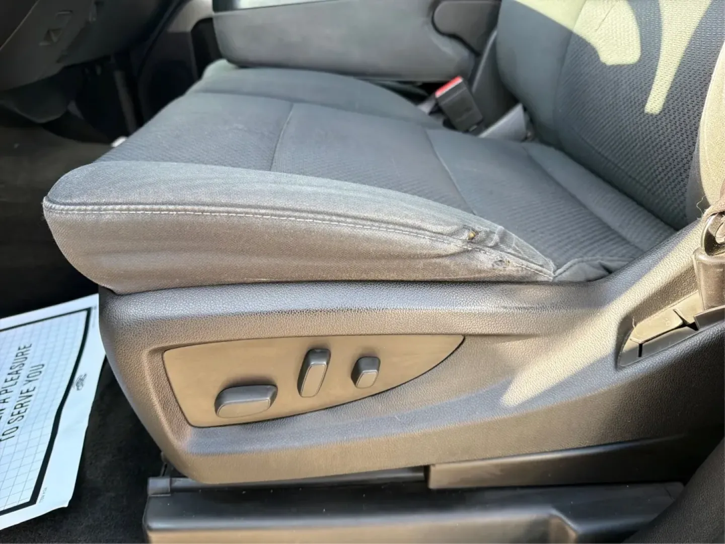 2016 Chevrolet Silverado 1500 1LT (1GCUKREC8GF) with an EcoTec3 5.3L V-8 gasoline direct injection engine, located at 880 E. National Road, Vandalia, OH, 45377, (937) 908-9800, 39.891918, -84.183594 - **Discover the Ultimate Adventure with the 2016 Chevrolet Silverado 1500 at Advantage Car and Credit - Vandalia!**<br /> <br /> Are you ready to elevate your driving experience and tackle the open road with confidence? Look no further than our stunning 2016 Chevrolet Silverado 1500, available now at - Photo#17