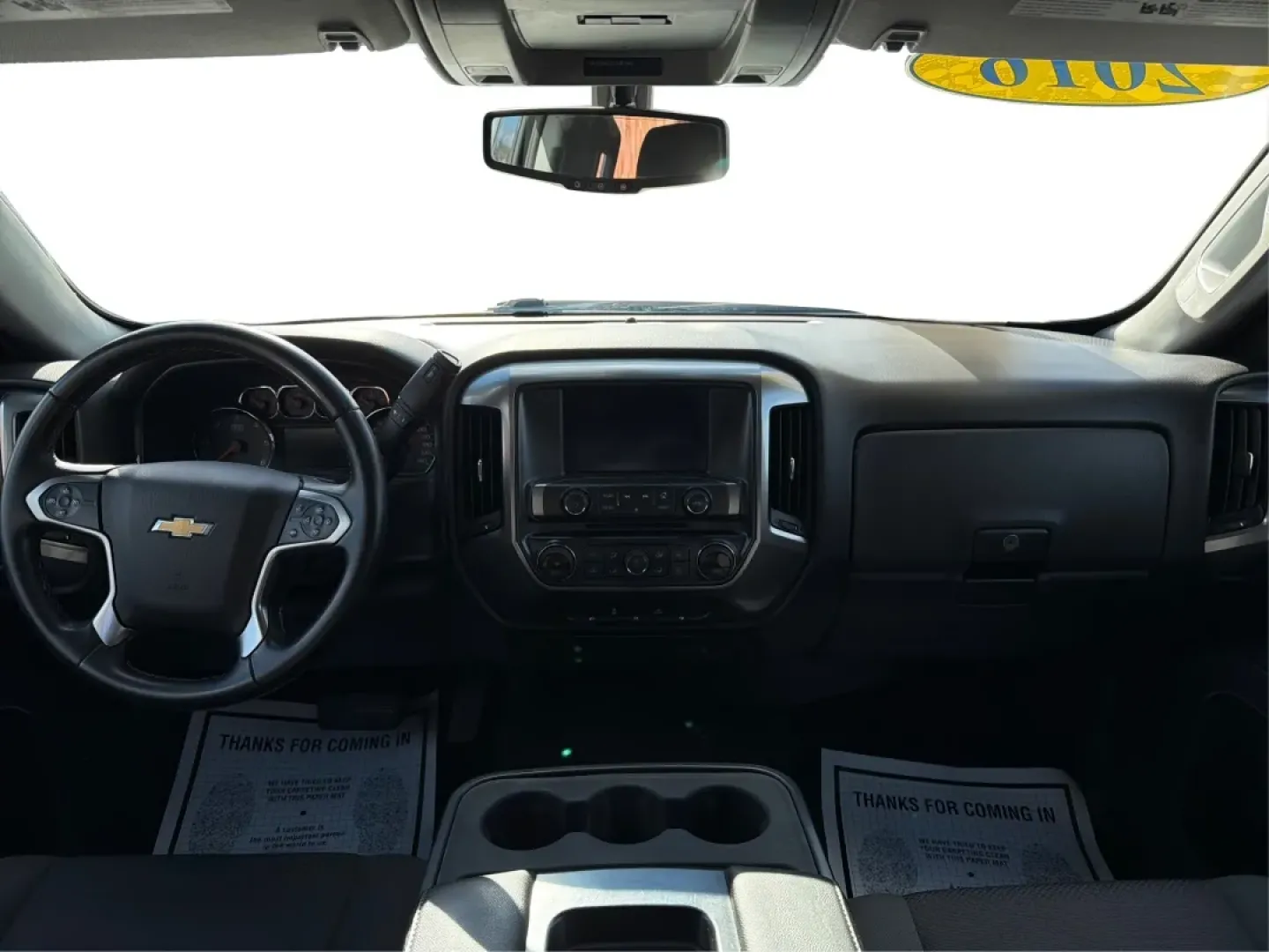 2016 Chevrolet Silverado 1500 1LT (1GCUKREC8GF) with an EcoTec3 5.3L V-8 gasoline direct injection engine, located at 4508 South Dixie Dr, Moraine, OH, 45439, (937) 908-9800, 39.689976, -84.218452 - **Discover the Ultimate Adventure with the 2016 Chevrolet Silverado 1500 at Advantage Car and Credit - Vandalia!**<br /> <br /> Are you ready to elevate your driving experience and tackle the open road with confidence? Look no further than our stunning 2016 Chevrolet Silverado 1500, available now at - Photo#20