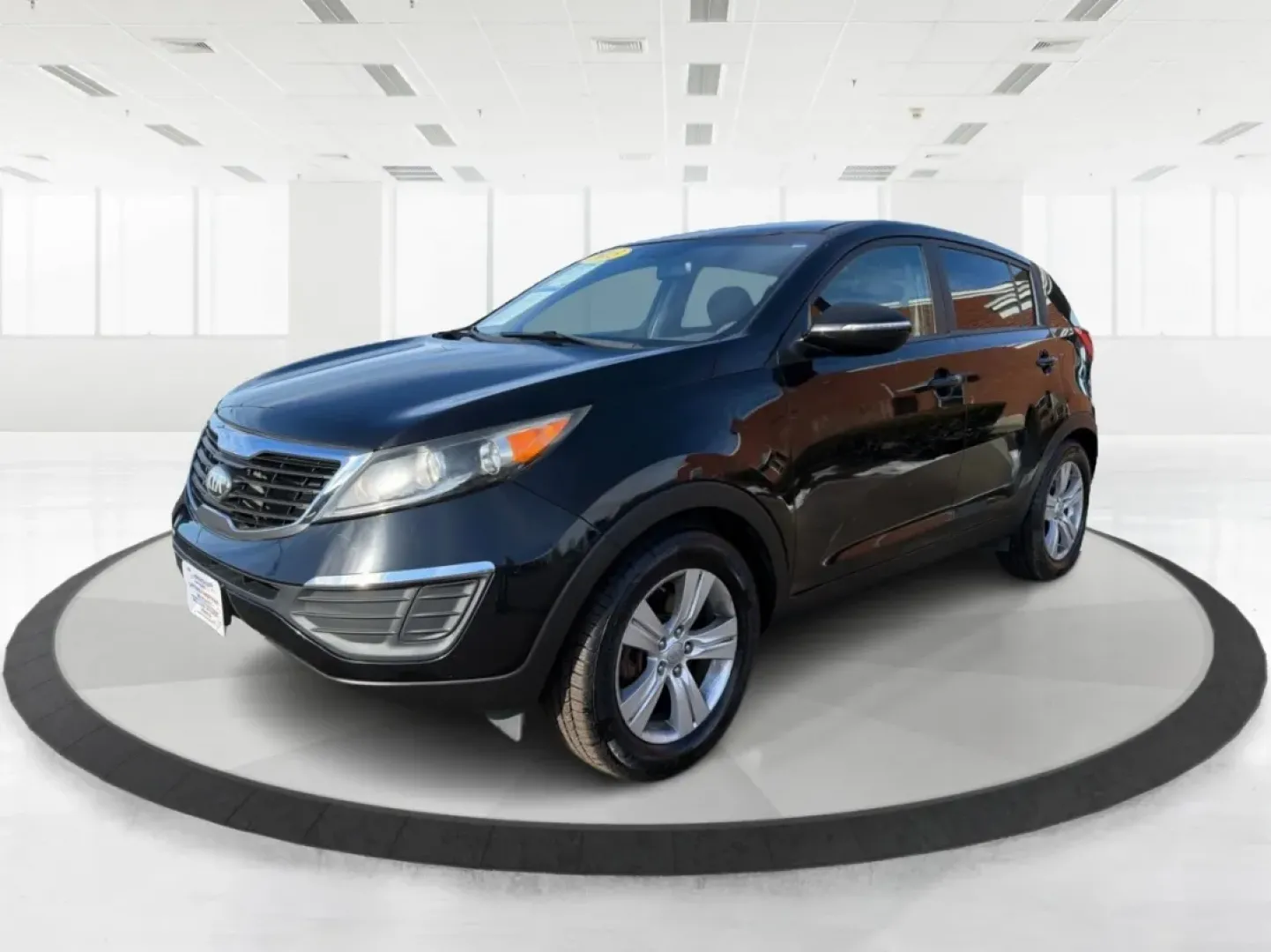 2013 Kia Sportage LX (KNDPB3A27D7) with an 2.4L I-4 DOHC engine, located at 8750 N County Rd 25A, Piqua, OH, 45356, (937) 908-9800, 40.164391, -84.232513 - **Discover Your Next Adventure with the 2013 Kia Sportage at Jamestown Auto Sales!**<br /> <br /> Are you ready to elevate your weekend adventures or make your daily commute more enjoyable? The 2013 Kia Sportage LX is your ticket to a versatile lifestyle, perfectly designed for those who crave both - Photo#8