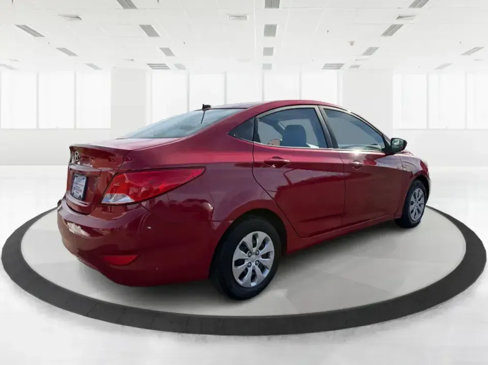 2016 Hyundai Accent SE (KMHCT4AE7GU) with an 1.6L I-4 gasoline direct injection engine, 6A transmission, located at 880 E. National Road, Vandalia, OH, 45377, (937) 908-9800, 39.891918, -84.183594 - **Discover Your Next Adventure with This 2016 Hyundai Accent SE Sedan!**<br /> <br /> Are you looking for a reliable vehicle to elevate your daily commute or weekend getaways? Look no further than the stunning 2016 Hyundai Accent SE Sedan available at Advantage Car and Credit. Located at 1951 S Dayt - Photo#2
