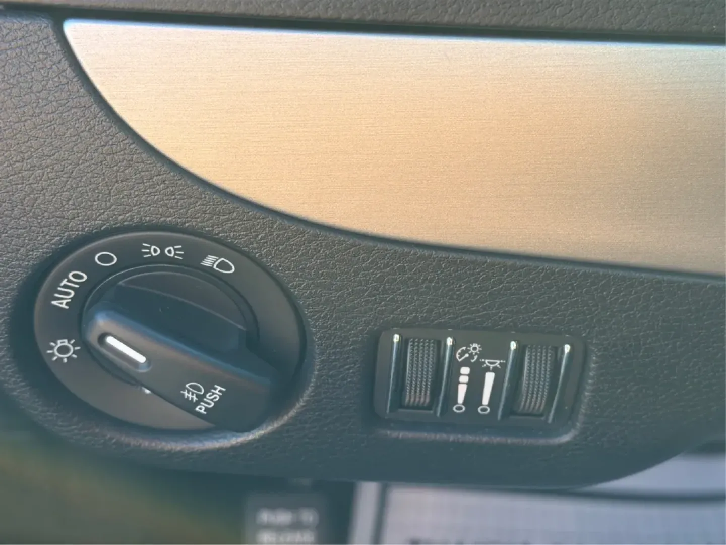 2019 Dodge Grand Caravan GT (2C4RDGEG3KR) with an Pentastar 3.6L V-6 DOHC engine, located at 1099 N County Rd 25A, Troy, OH, 45373, (937) 908-9800, 40.057079, -84.212883 - Step into the world of family adventures and daily commutes with the 2019 Dodge Grand Caravan GT, now available at Advantage Car and Credit - Piqua in Piqua, OH. Whether you're shuttling the kids to soccer practice or planning a weekend getaway, this versatile passenger van is designed to meet all y - Photo#17