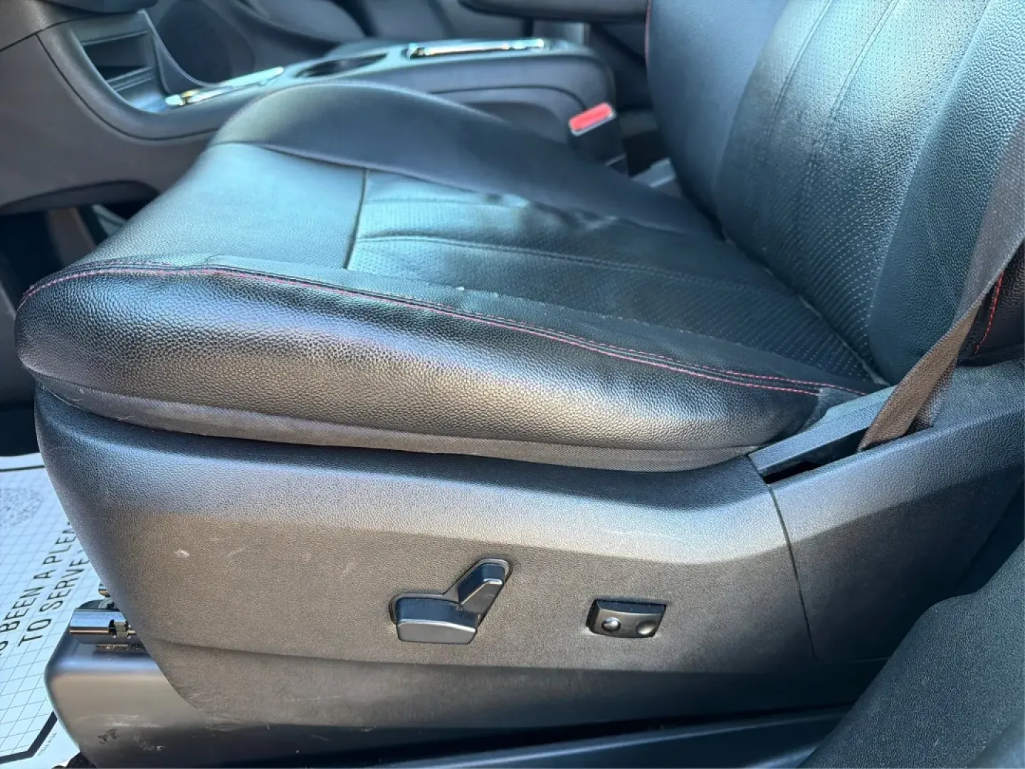 2019 Dodge Grand Caravan GT (2C4RDGEG3KR) with an Pentastar 3.6L V-6 DOHC engine, located at 1099 N County Rd 25A, Troy, OH, 45373, (937) 908-9800, 40.057079, -84.212883 - Step into the world of family adventures and daily commutes with the 2019 Dodge Grand Caravan GT, now available at Advantage Car and Credit - Piqua in Piqua, OH. Whether you're shuttling the kids to soccer practice or planning a weekend getaway, this versatile passenger van is designed to meet all y - Photo#18