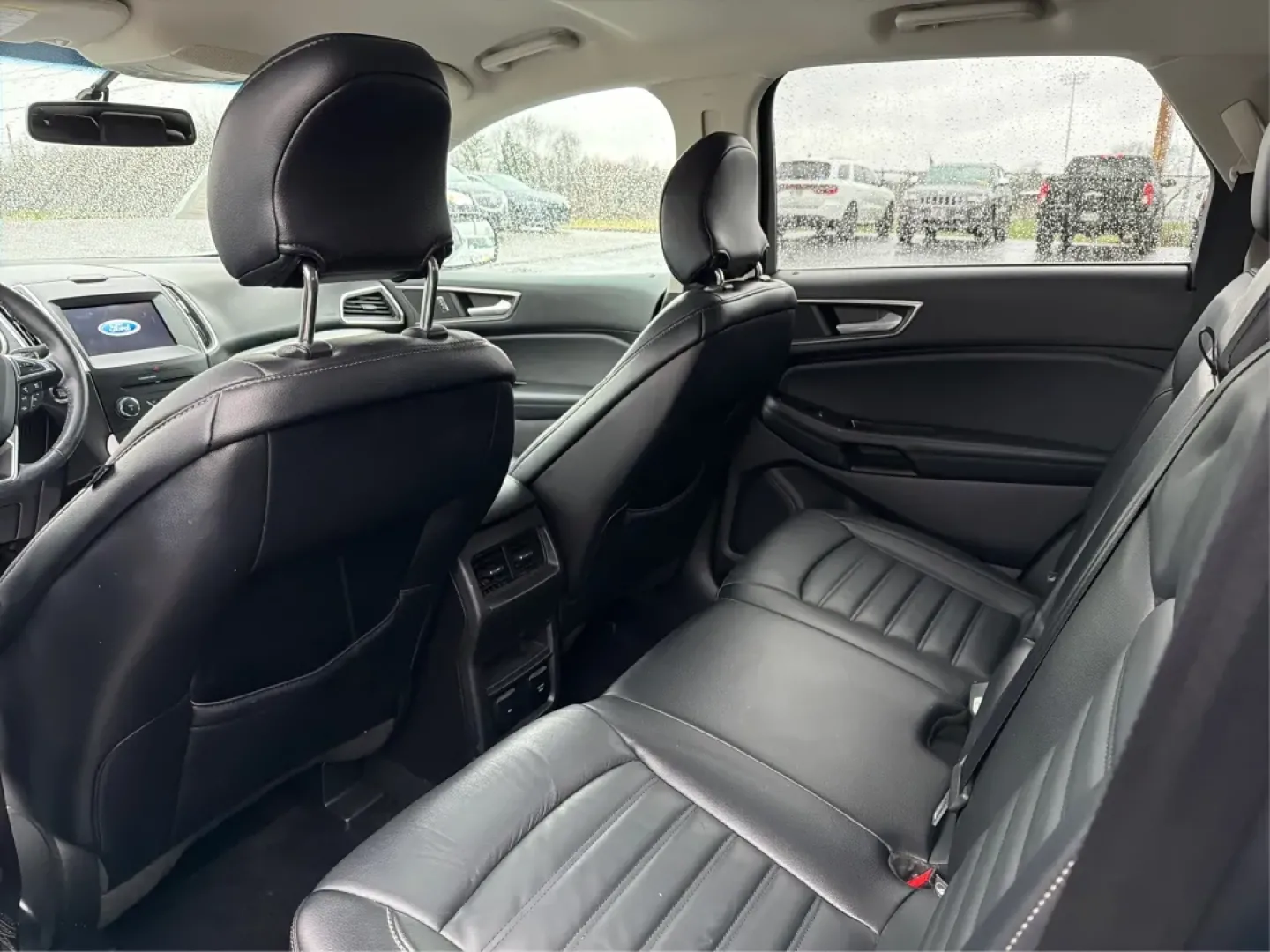 2016 Ford Edge SEL (2FMPK3J98GB) with an Other engine, located at 1099 N County Rd 25A, Troy, OH, 45373, (937) 908-9800, 40.057079, -84.212883 - ### Experience Comfort and Versatility in the 2016 Ford Edge SEL at Advantage Car and Credit - Troy<br /> <br /> Looking for the perfect blend of style, comfort, and functionality? The 2016 Ford Edge SEL, available at Advantage Car and Credit in Troy, OH, is tailored for those who lead an active lif - Photo#10