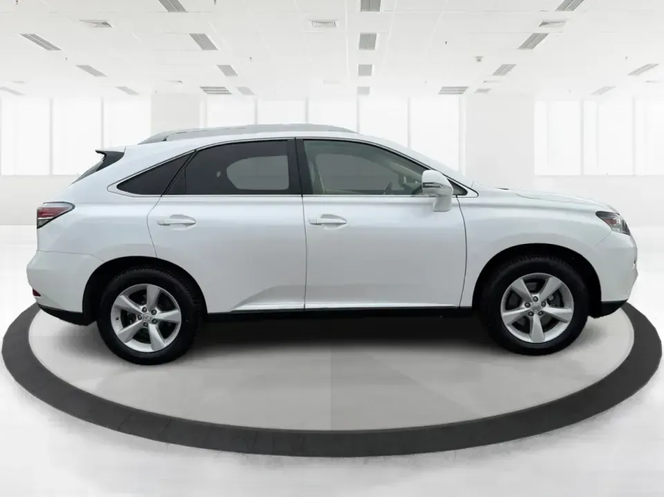 2015 Lexus RX 350 AWD (2T2BK1BA3FC) with an 3.5L V6 DOHC 24V engine, 6-Speed Automatic transmission, located at 8750 N County Rd 25A, Piqua, OH, 45356, (937) 908-9800, 40.164391, -84.232513 - Weekend road trips to Indian Lake, daily commutes down I75, and school-dropoff duty around Piqua all feel more comfortable when you're in a premium SUV that's built for real life. This 2015 Lexus RX 350 F Sport | Crafted Line in Ultra White brings the upscale ride and confident capability many Ohio - Photo#1