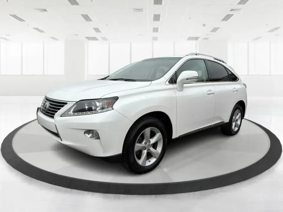 2015 Lexus RX 350 AWD (2T2BK1BA3FC) with an 3.5L V6 DOHC 24V engine, 6-Speed Automatic transmission, located at 8750 N County Rd 25A, Piqua, OH, 45356, (937) 908-9800, 40.164391, -84.232513 - Weekend road trips to Indian Lake, daily commutes down I75, and school-dropoff duty around Piqua all feel more comfortable when you're in a premium SUV that's built for real life. This 2015 Lexus RX 350 F Sport | Crafted Line in Ultra White brings the upscale ride and confident capability many Ohio - Photo#8