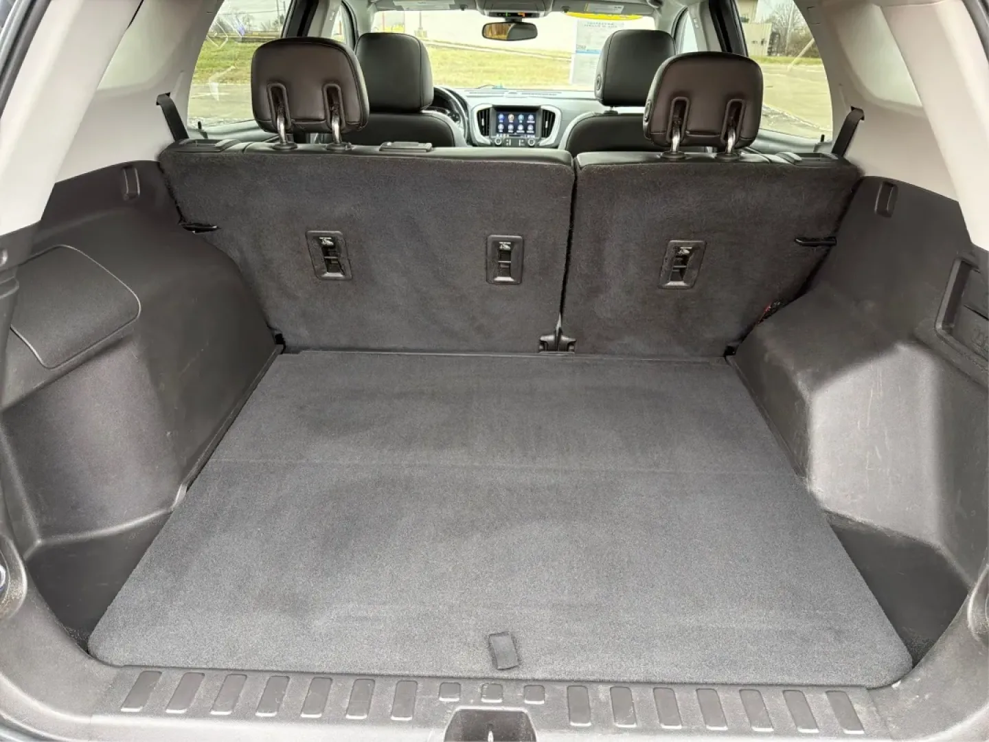 2019 GMC Terrain SLT (3GKALVEVXKL) with an Other engine, located at 8750 N County Rd 25A, Piqua, OH, 45356, (937) 908-9800, 40.164391, -84.232513 - ### Embrace Adventure with the 2019 GMC Terrain SLT Perfect for Your Active Lifestyle!<br /> <br /> Are you ready to elevate your journeys, whether it's a weekend escape to the scenic Miami and Erie Canal or a daily commute through the vibrant streets of Piqua, OH? Meet the 2019 GMC Terrain SLT, an - Photo#12