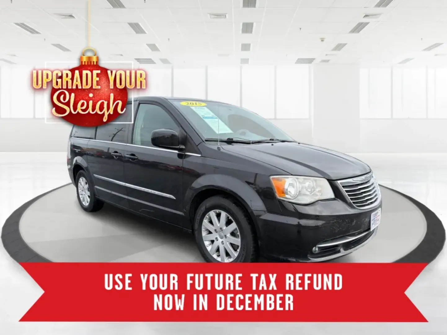 2015 Chrysler Town and Country Touring (2C4RC1BGXFR) with an 3.6L V-6 DOHC engine, located at 401 Woodman Dr, Riverside, OH, 45431, (937) 908-9800, 39.760899, -84.123421 - Are you a growing family searching for the perfect vehicle that effortlessly balances comfort, space, and style? Look no further! Advantage Car and Credit in Riverside, OH, is thrilled to present this stunning **2015 Chrysler Town and Country Touring**, designed for family adventures and daily com - Photo#0