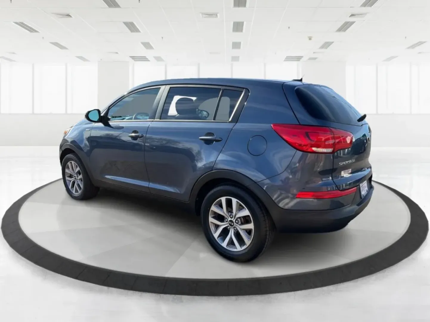 2016 Kia Sportage LX (KNDPBCAC0G7) with an Theta II 2.4L I-4 gasoline direct injection engine, located at 1099 N County Rd 25A, Troy, OH, 45373, (937) 908-9800, 40.057079, -84.212883 - **Adventure Awaits with the 2016 Kia Sportage LX! Perfect for Your Next Family Road Trip or Daily Commute!**<br /> <br /> Are you looking for a versatile vehicle that fits your active lifestyle? Look no further than this stunning 2016 Kia Sportage LX, available now at Advantage Car and Credit in Tro - Photo#4
