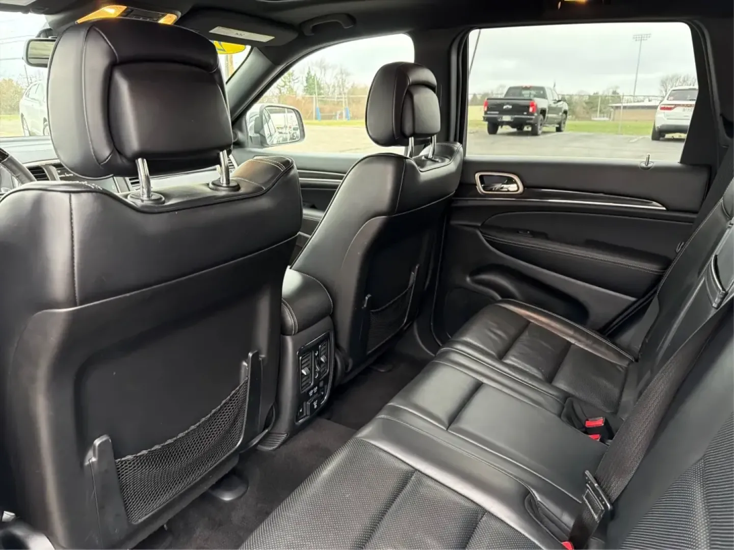 2015 Jeep Grand Cherokee Overland (1C4RJFCT6FC) with an Other engine, located at 1099 N County Rd 25A, Troy, OH, 45373, (937) 908-9800, 40.057079, -84.212883 - **Adventure Awaits: 2015 Jeep Grand Cherokee Overland - Your Perfect Family SUV!**<br /> <br /> If you're looking for a vehicle that perfectly balances comfort, style, and rugged capability, look no further than this stunning 2015 Jeep Grand Cherokee Overland. This SUV is not just a mode of transpor - Photo#10