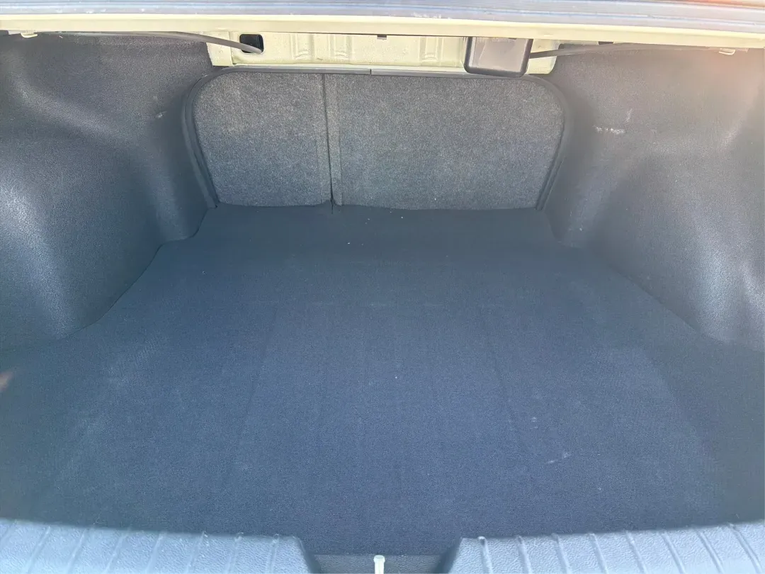 2018 Kia Optima LX (5XXGT4L39JG) with an Theta II 2.4L I-4 gasoline direct injection engine, located at 1099 N County Rd 25A, Troy, OH, 45373, (937) 908-9800, 40.057079, -84.212883 - Discover the perfect blend of style, comfort, and reliability with the 2018 Kia Optima LX, now available at Advantage Car and Credit in New Carlisle, OH. This sedan is designed for those who appreciate a smooth driving experience and high-end features, making it an ideal choice for budget-conscious - Photo#12