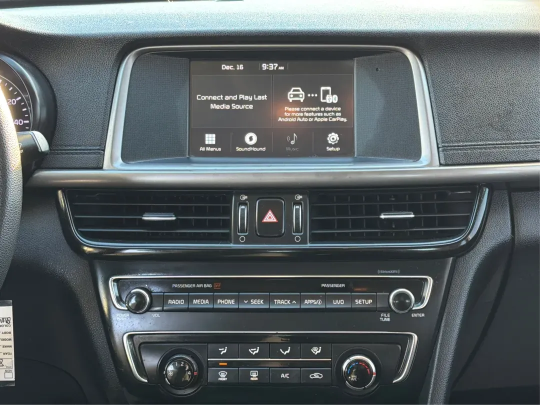 2018 Kia Optima LX (5XXGT4L39JG) with an Theta II 2.4L I-4 gasoline direct injection engine, located at 1099 N County Rd 25A, Troy, OH, 45373, (937) 908-9800, 40.057079, -84.212883 - Discover the perfect blend of style, comfort, and reliability with the 2018 Kia Optima LX, now available at Advantage Car and Credit in New Carlisle, OH. This sedan is designed for those who appreciate a smooth driving experience and high-end features, making it an ideal choice for budget-conscious - Photo#13