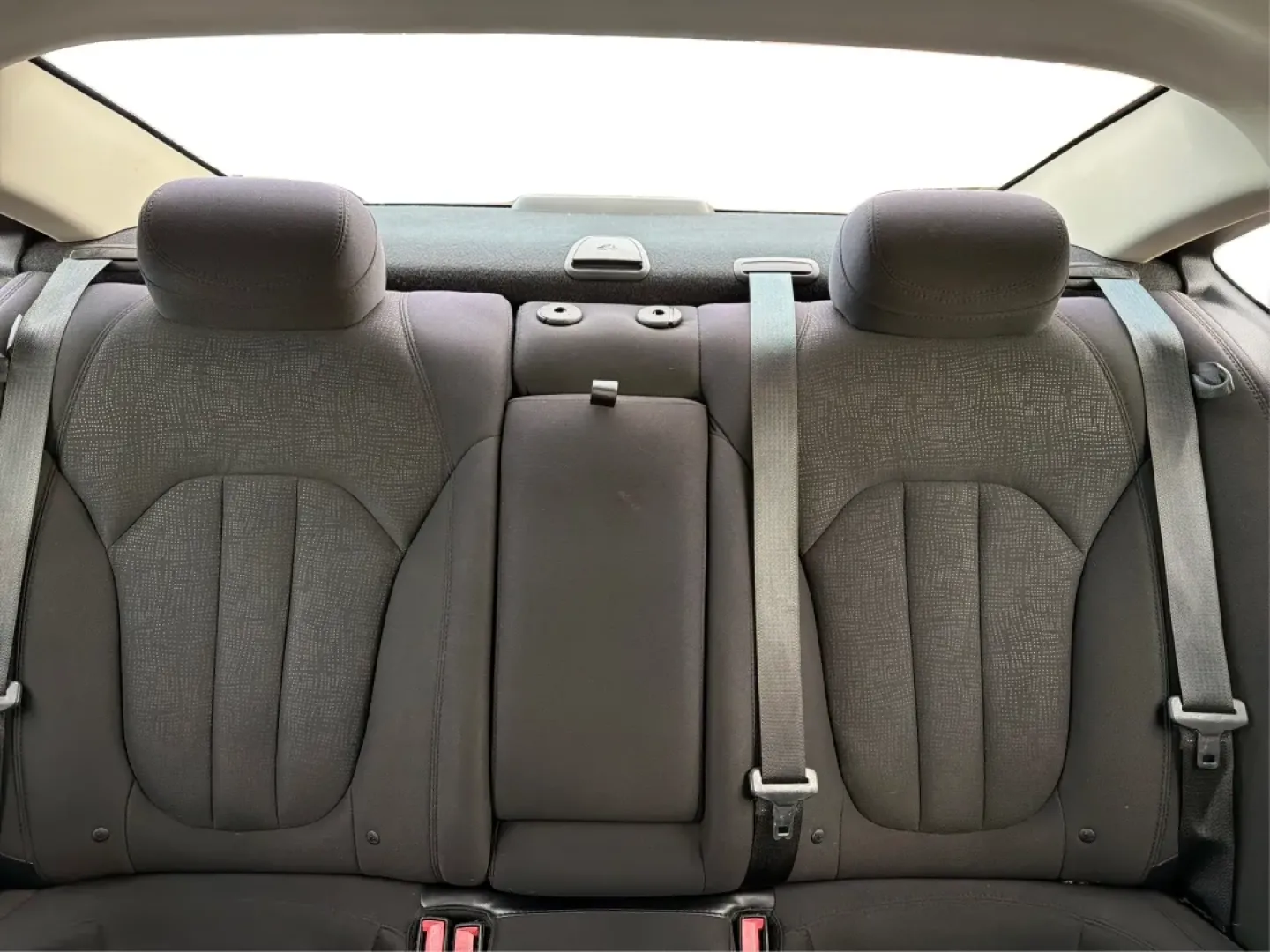 2015 Chrysler 200 Limited (1C3CCCAB3FN) with an 2.4L L4 DOHC 16V engine, 9-Speed Automatic transmission, located at 880 E. National Road, Vandalia, OH, 45377, (937) 908-9800, 39.891918, -84.183594 - **Elevate Your Everyday Commute with the 2015 Chrysler 200 Limited**<br /> <br /> Are you searching for a stylish and reliable sedan that can effortlessly handle your daily commutes and weekend adventures? Look no further than this stunning 2015 Chrysler 200 Limited, available now at Advantage Car a - Photo#14