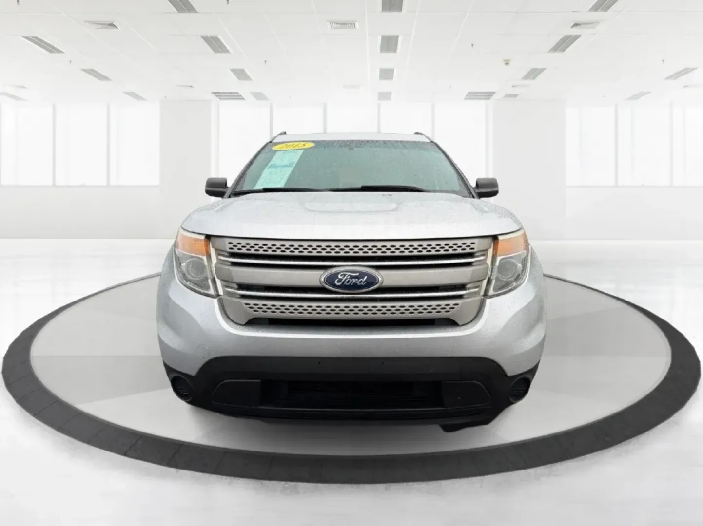 2015 Ford Explorer Base (1FM5K8B82FG) with an Other engine, located at 1230 East Main St, Xenia, OH, 45385, (937) 908-9800, 39.688026, -83.910172 - **Adventure Awaits: Explore New Horizons with the 2015 Ford Explorer from Advantage Car and Credit - Piqua!**<br /> <br /> Are you ready to elevate your driving experience and embrace life's adventures? Whether you're planning family outings, commuting to work, or embarking on weekend getaways, the - Photo#7