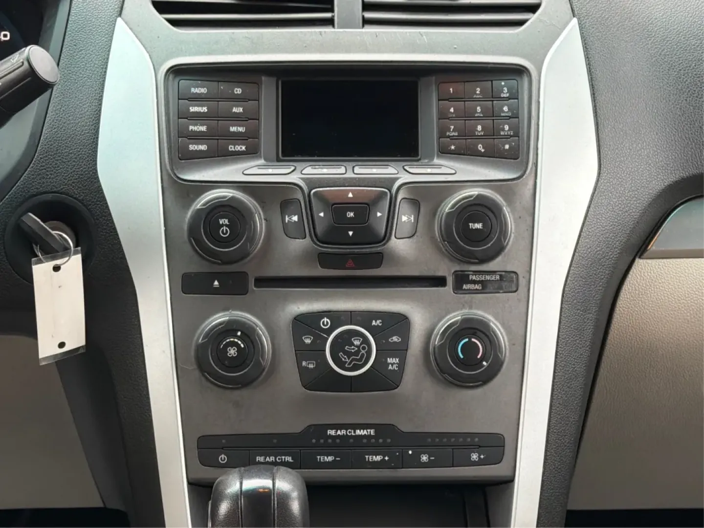 2015 Ford Explorer Base (1FM5K8B82FG) with an Other engine, located at 1230 East Main St, Xenia, OH, 45385, (937) 908-9800, 39.688026, -83.910172 - **Adventure Awaits: Explore New Horizons with the 2015 Ford Explorer from Advantage Car and Credit - Piqua!**<br /> <br /> Are you ready to elevate your driving experience and embrace life's adventures? Whether you're planning family outings, commuting to work, or embarking on weekend getaways, the - Photo#13