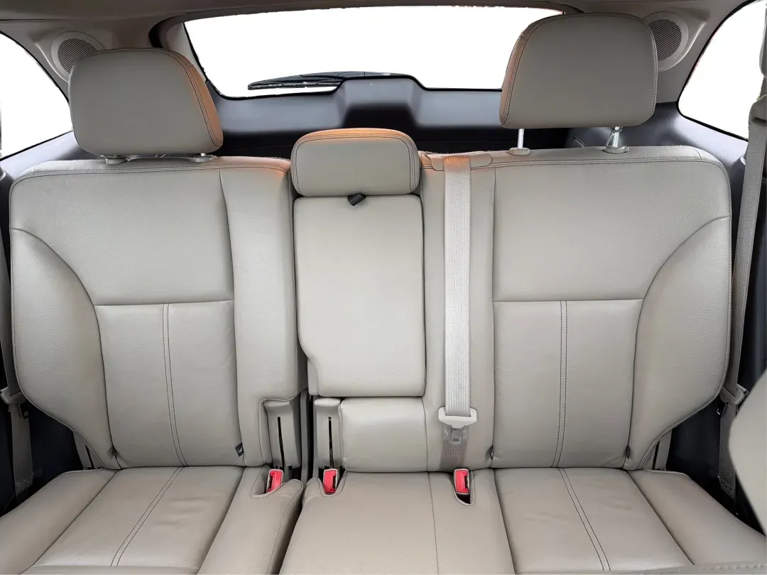 2014 Ford Edge Limited (2FMDK4KC2EB) with an 3.5L V-6 DOHC engine, located at 8750 N County Rd 25A, Piqua, OH, 45356, (937) 908-9800, 40.164391, -84.232513 - 2014 Ford Edge Limited - Photo#13