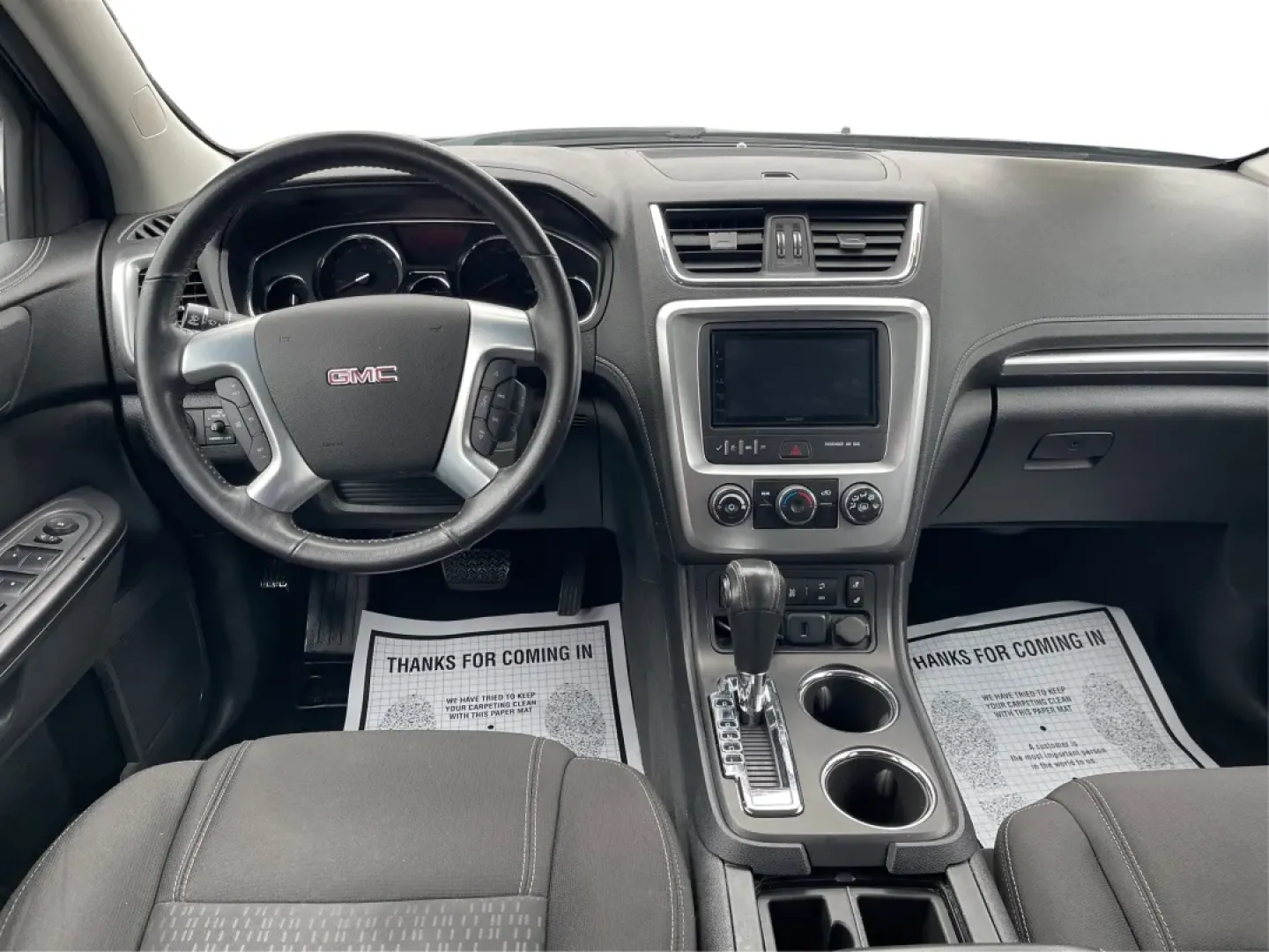 2015 GMC Acadia SLE-2 (1GKKVPKD6FJ) with an 3.6L V-6 gasoline direct injection engine, located at 1230 East Main St, Xenia, OH, 45385, (937) 908-9800, 39.688026, -83.910172 - Third Row - Photo#14