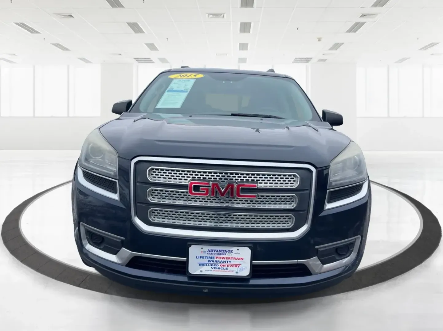 2015 GMC Acadia SLE-2 (1GKKVPKD6FJ) with an 3.6L V-6 gasoline direct injection engine, located at 1230 East Main St, Xenia, OH, 45385, (937) 908-9800, 39.688026, -83.910172 - Third Row - Photo#21