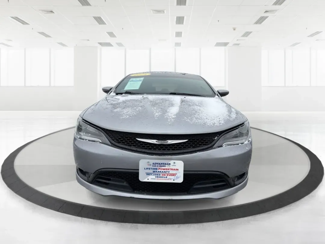 2016 Chrysler 200 S (1C3CCCBB3GN) with an Other engine, located at 880 E. National Road, Vandalia, OH, 45377, (937) 908-9800, 39.891918, -84.183594 - **Elevate Your Commute with the 2016 Chrysler 200 S at Advantage Car and Credit - Vandalia!**<br /> <br /> Are you looking for the perfect blend of style, comfort, and performance for your daily commute or family outings? The 2016 Chrysler 200 S is your ideal companion, offering a sophisticated seda - Photo#7