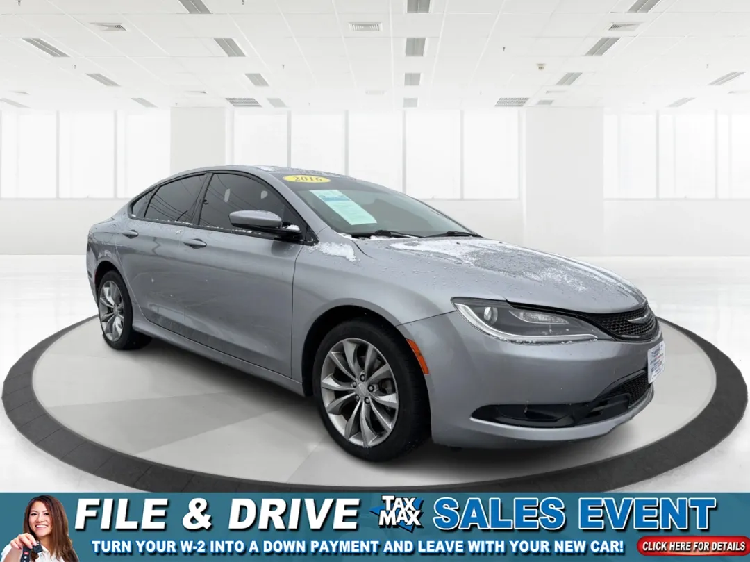 photo of 2016 Chrysler 200 S