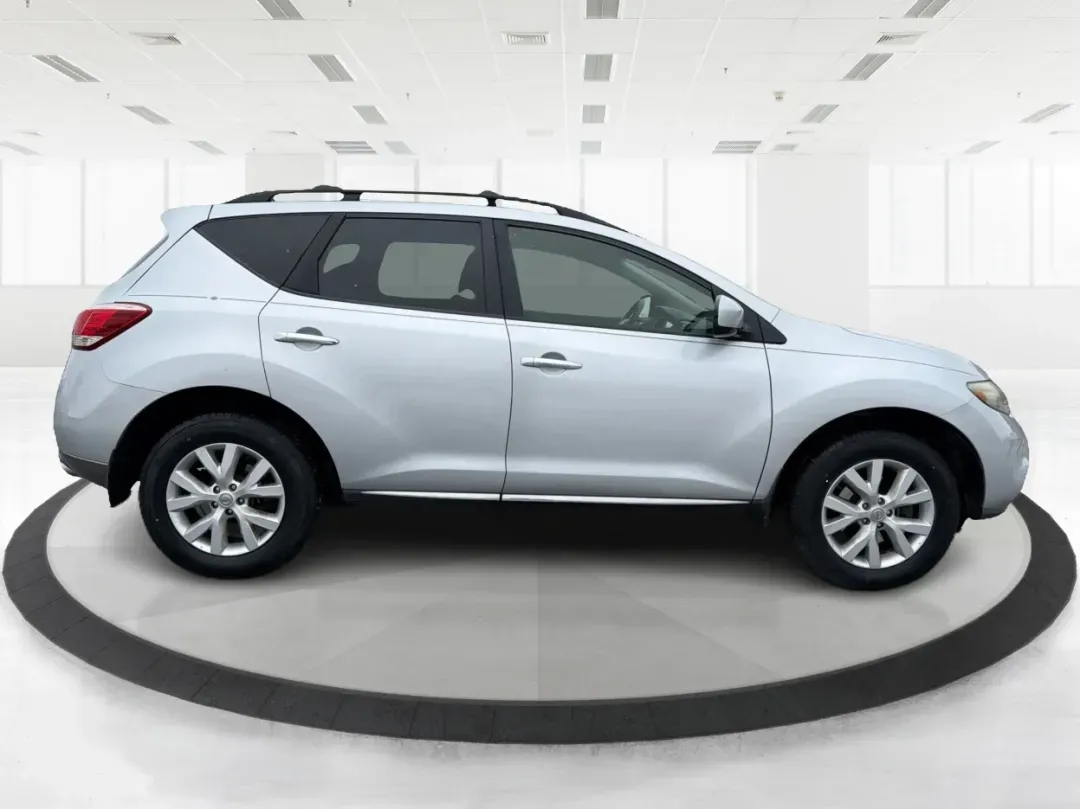 2014 Nissan Murano SL AWD (JN8AZ1MW2EW) with an 3.5L V6 DOHC 24V engine, Continuously Variable Transmission transmission, located at 1184 Kauffman Ave, Fairborn, OH, 45324, (937) 908-9800, 39.807072, -84.030914 - 2014 Nissan Murano SL AWD - Photo#1