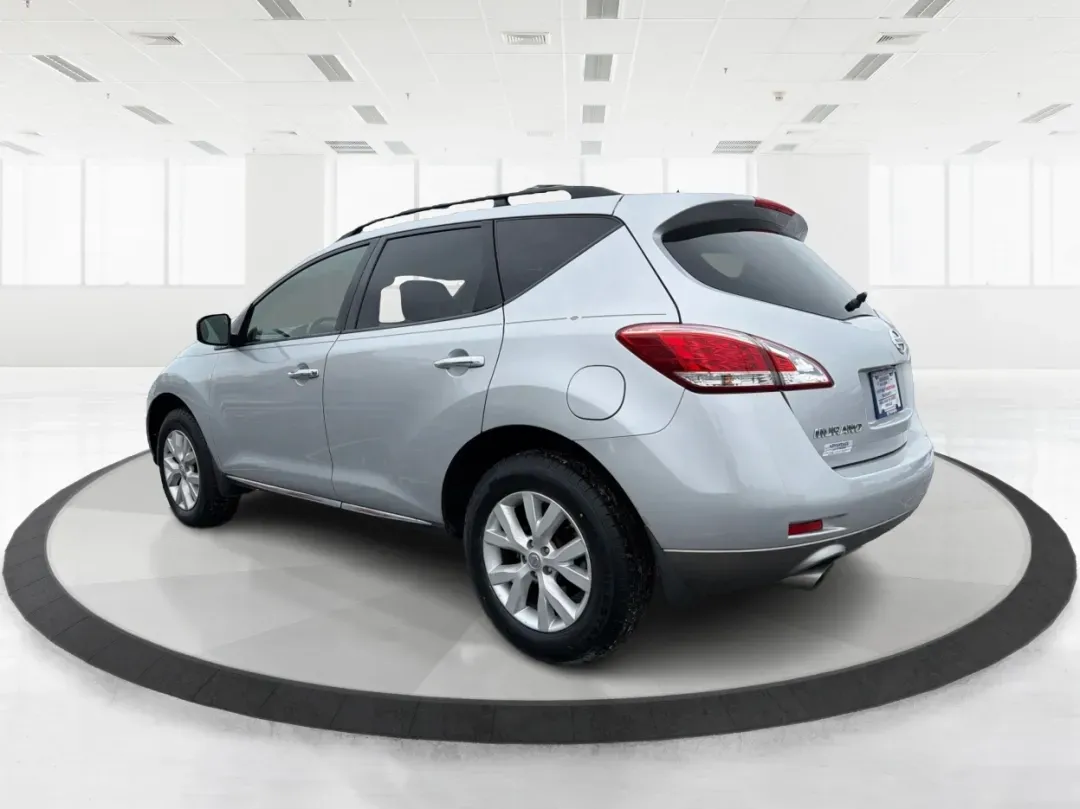2014 Nissan Murano SL AWD (JN8AZ1MW2EW) with an 3.5L V6 DOHC 24V engine, Continuously Variable Transmission transmission, located at 1184 Kauffman Ave, Fairborn, OH, 45324, (937) 908-9800, 39.807072, -84.030914 - 2014 Nissan Murano SL AWD - Photo#4