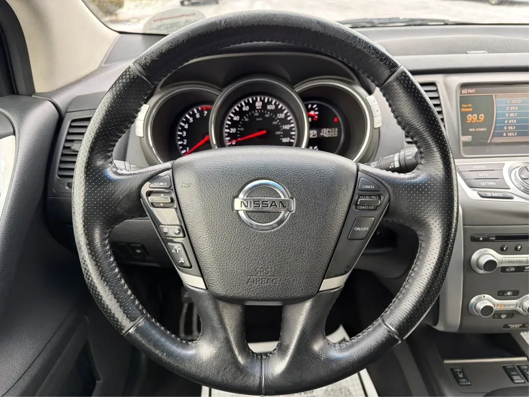 2014 Nissan Murano SL AWD (JN8AZ1MW2EW) with an 3.5L V6 DOHC 24V engine, Continuously Variable Transmission transmission, located at 1184 Kauffman Ave, Fairborn, OH, 45324, (937) 908-9800, 39.807072, -84.030914 - 2014 Nissan Murano SL AWD - Photo#16