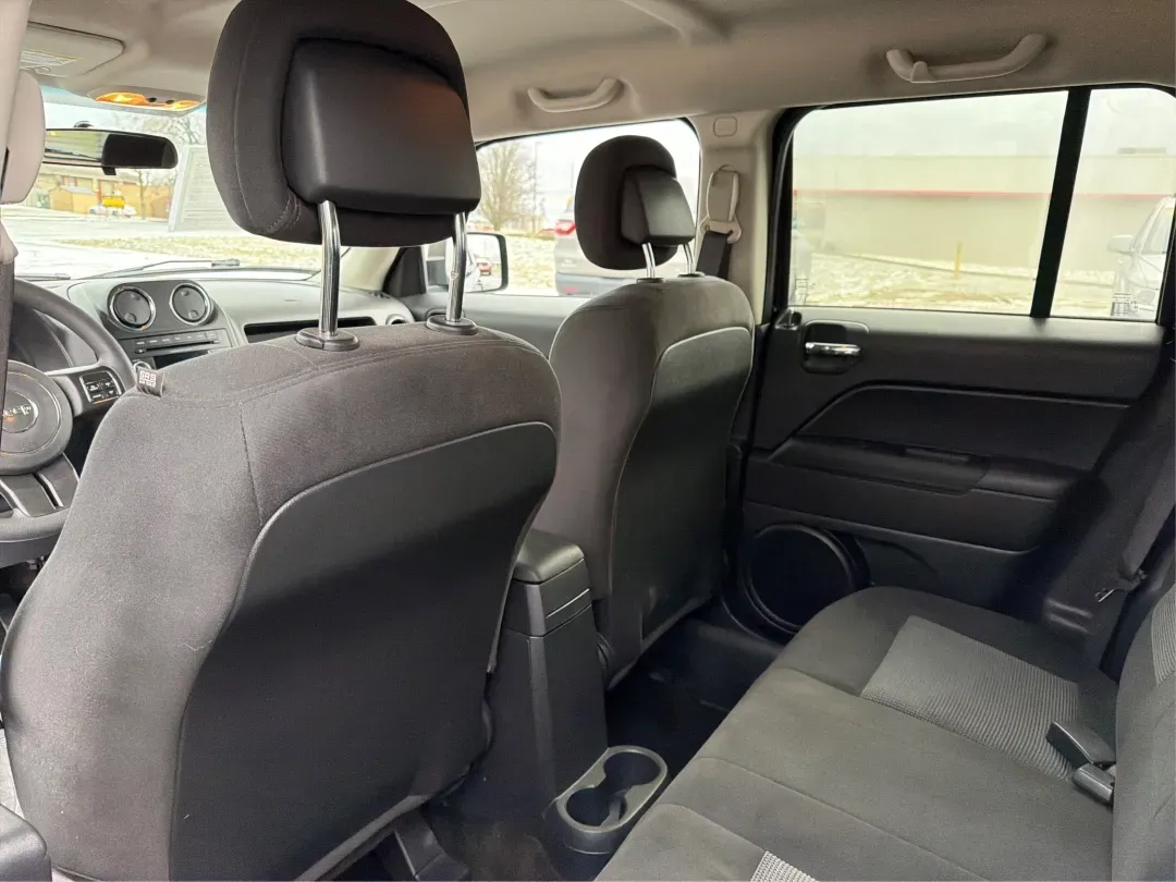 2015 Jeep Patriot Altitude Edition (1C4NJPBA7FD) with an 2L I-4 DOHC engine, located at 1184 Kauffman Ave, Fairborn, OH, 45324, (937) 908-9800, 39.807072, -84.030914 - 2015 Jeep Patriot Altitude Edition - Photo#10